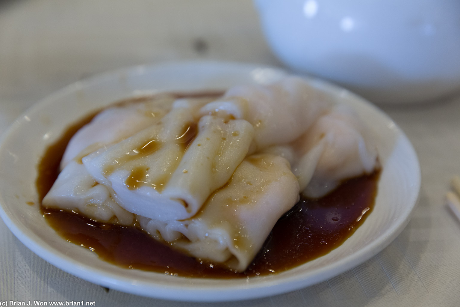 Har cheung fun. Just okay, skins a little too thick and shrimp were merely adequate.