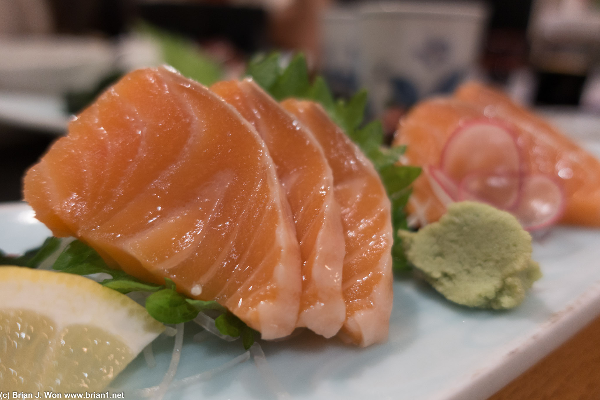 Salmon sashimi. NOM.