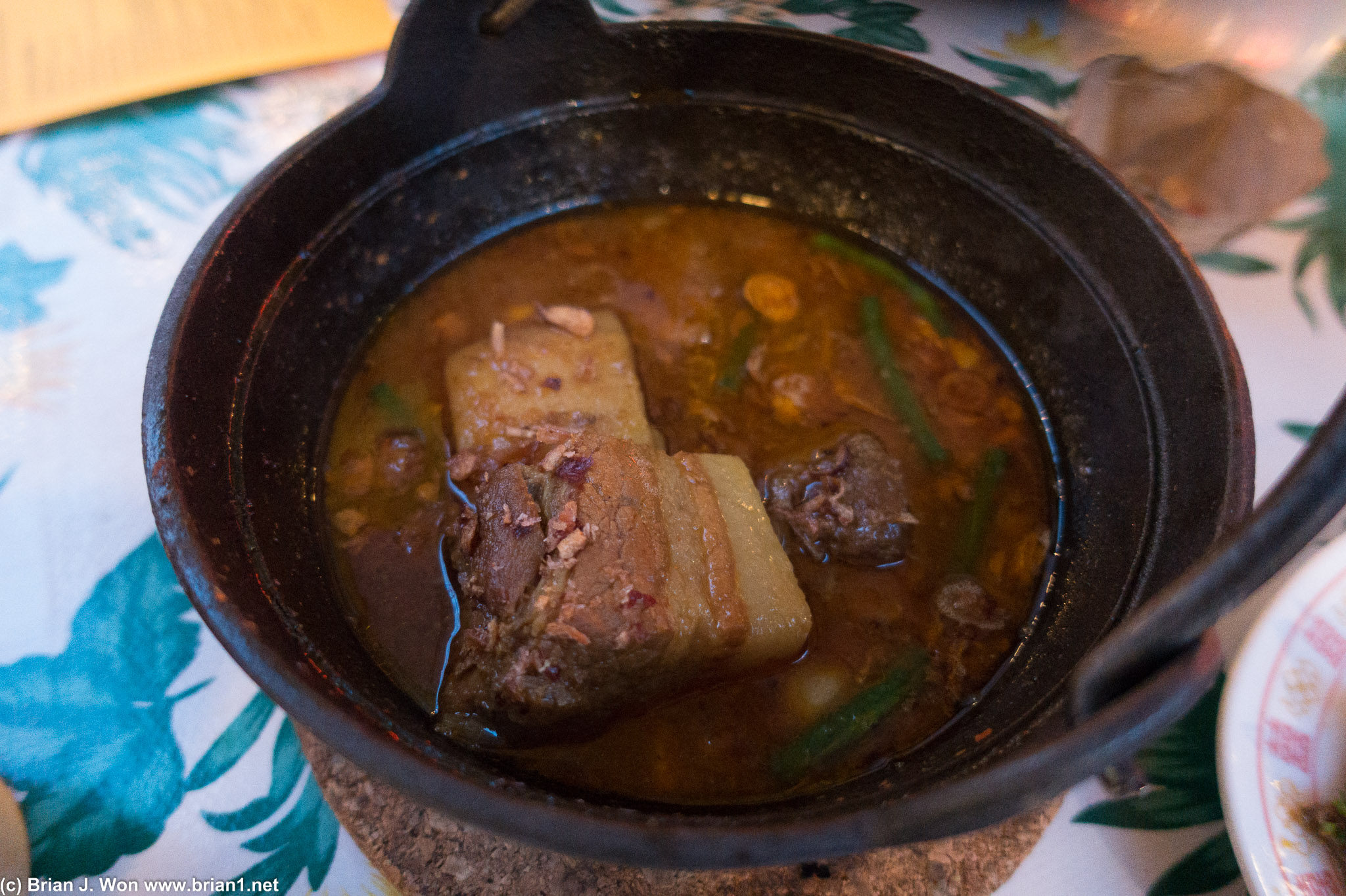Kaebg Hang Leh (pork belly and pork shoulder curry).