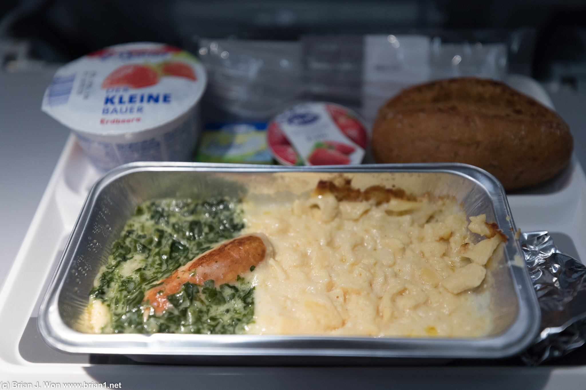 To be fair, breakfast on most flights is gross. This one included.