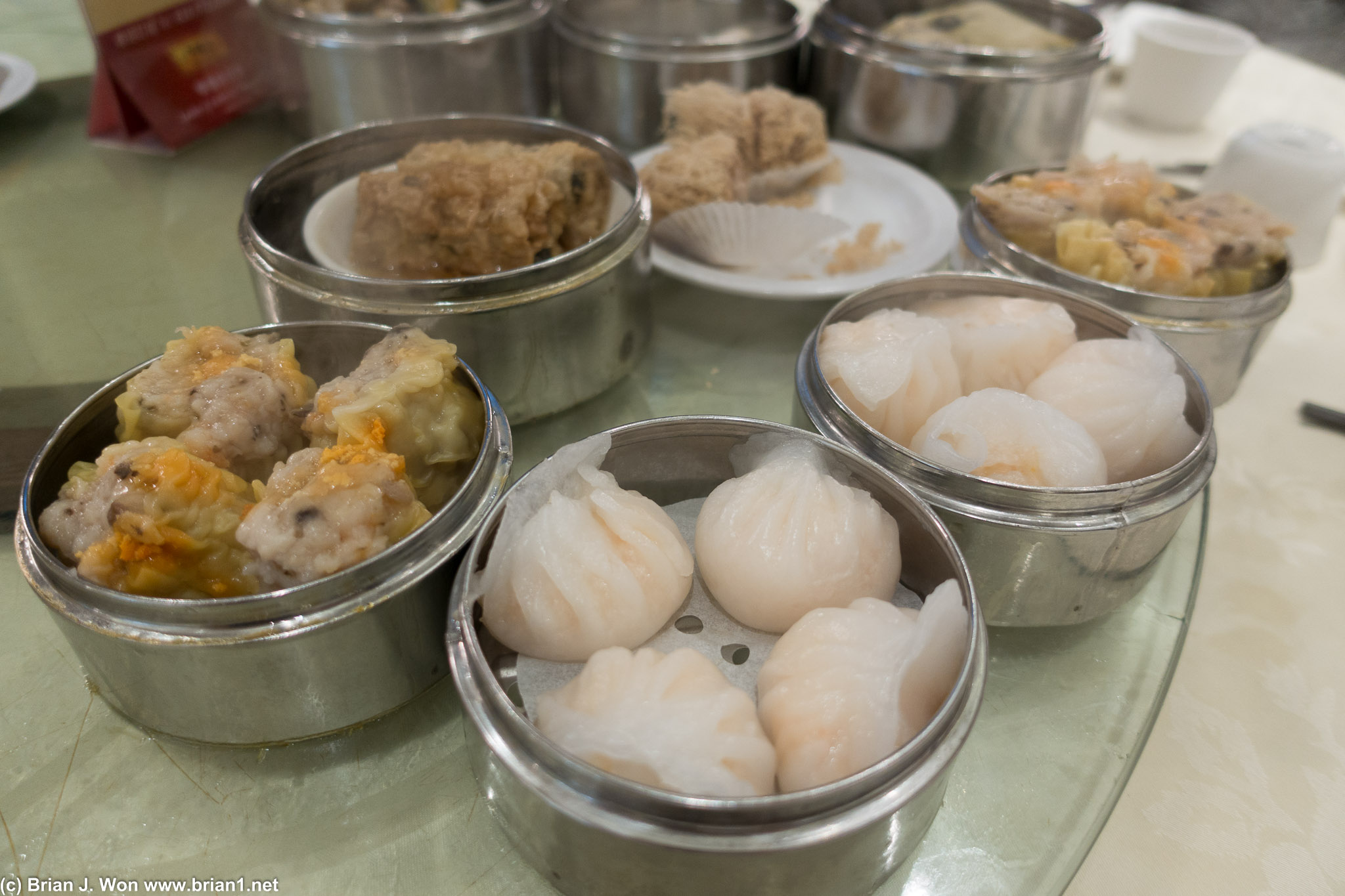 Har gow front and center, shu mai to the left and right!