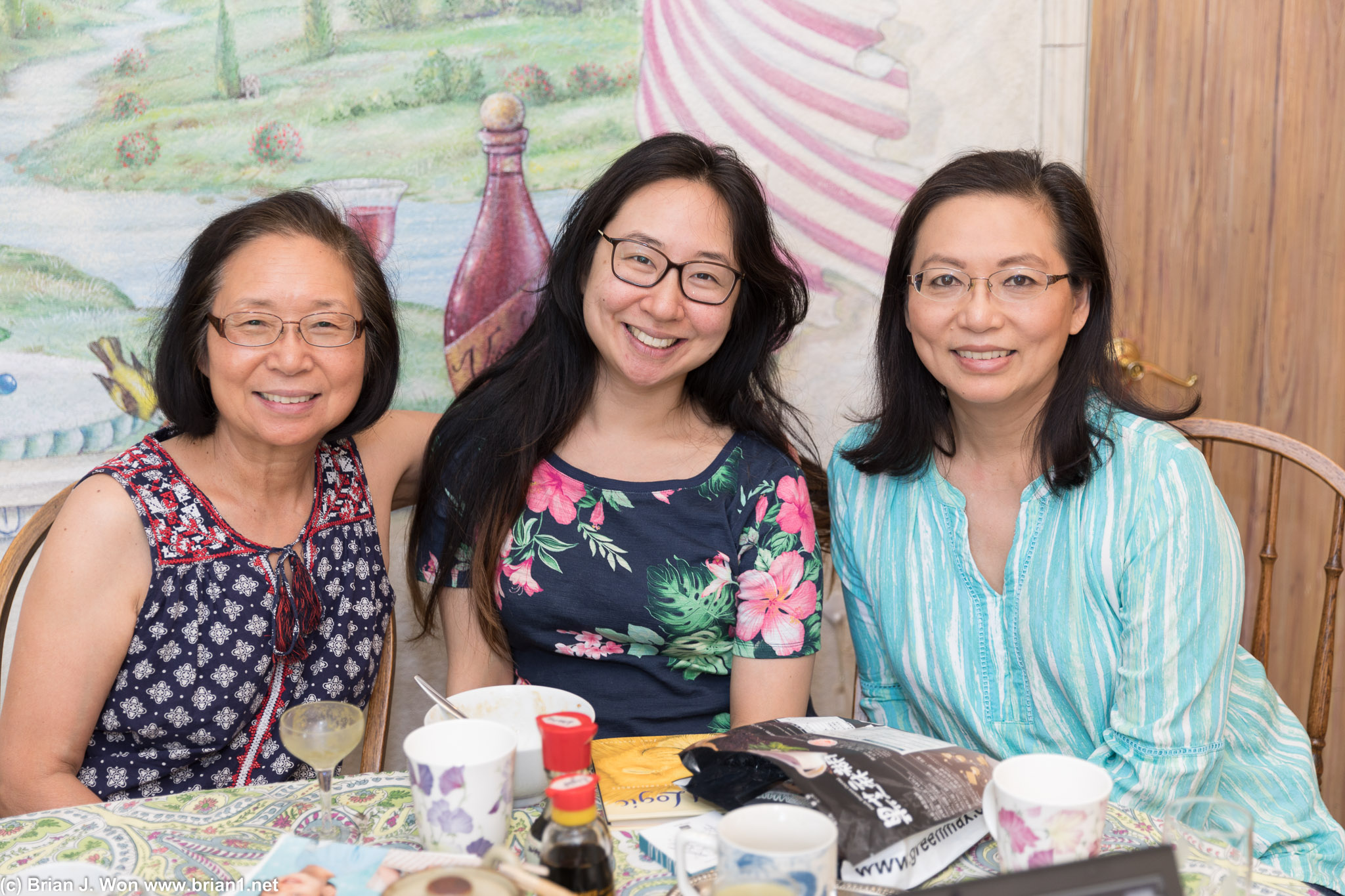L to R: Mom, Gina, Aunt Pattey.