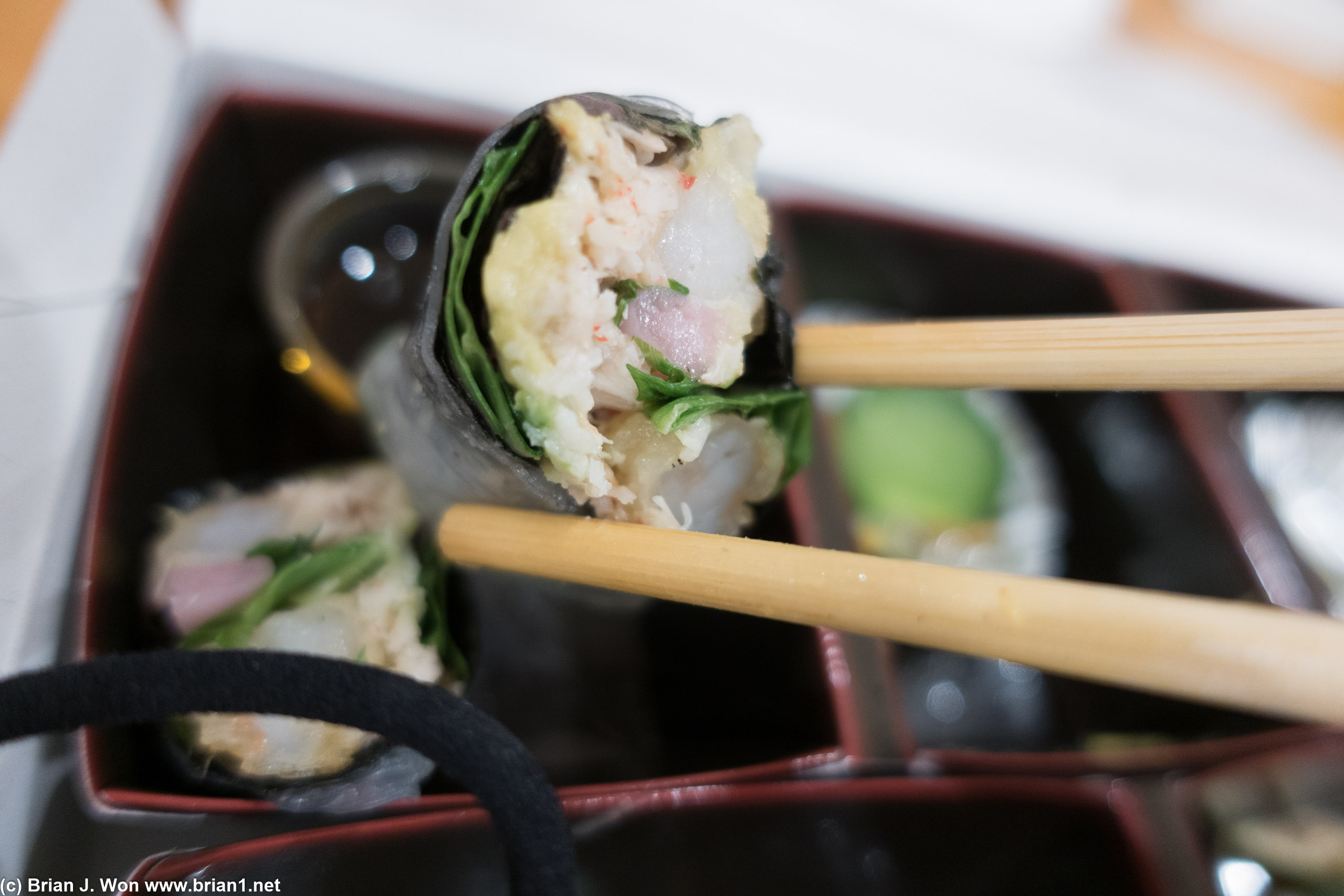 Shrimp tempura spring roll with Numbing calamansi ponzu.