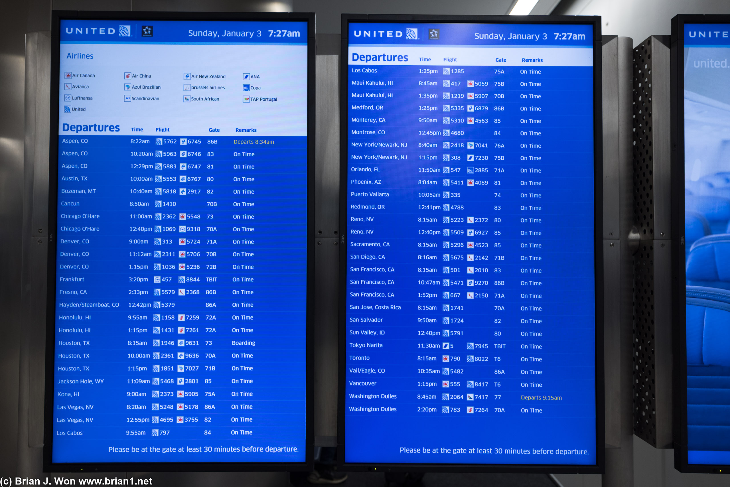 Terminal 7 flight board on arrival at LAX. Note lack of TPAC and TATL flights.