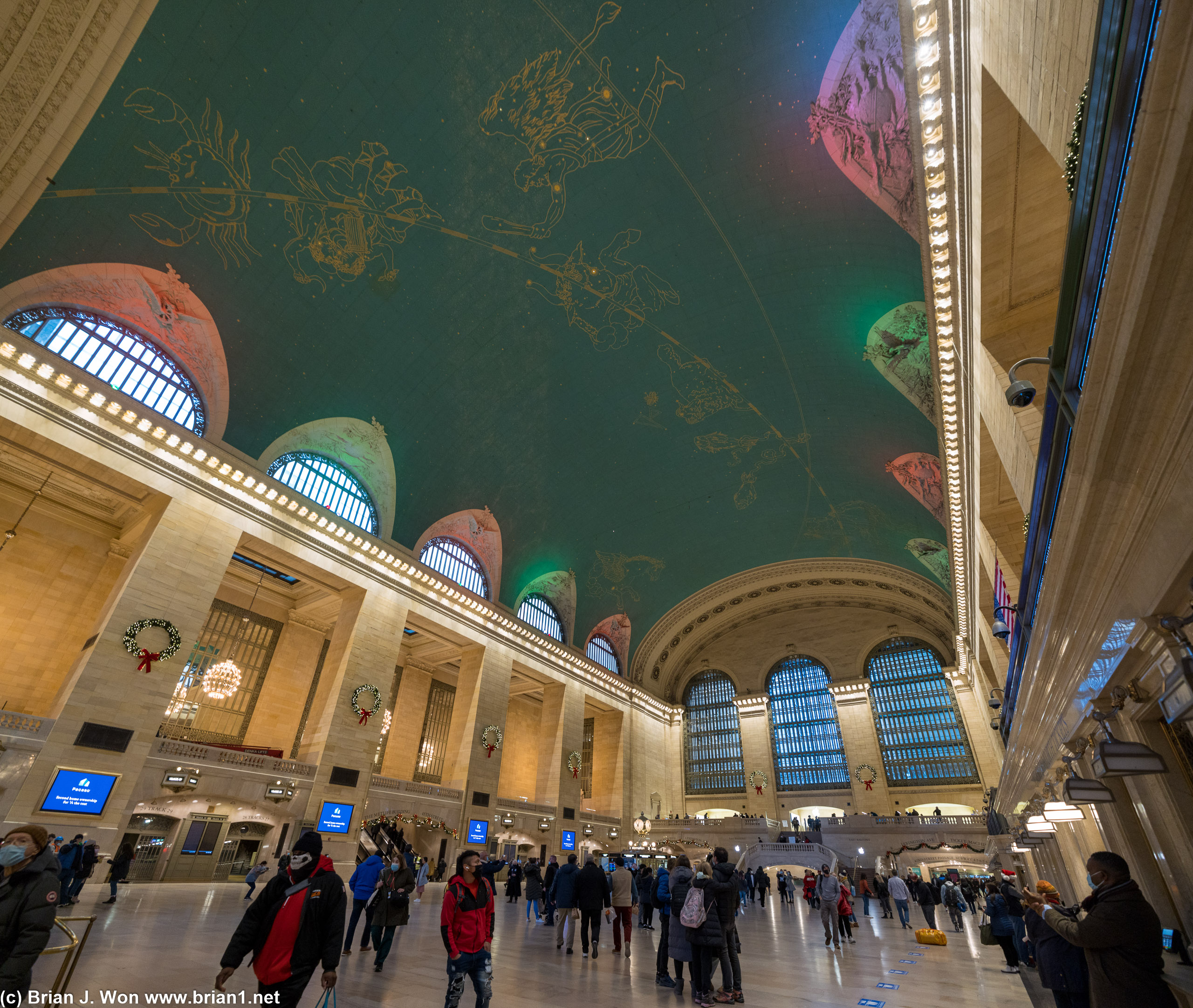 Grand Central. The story of the inverted sky.