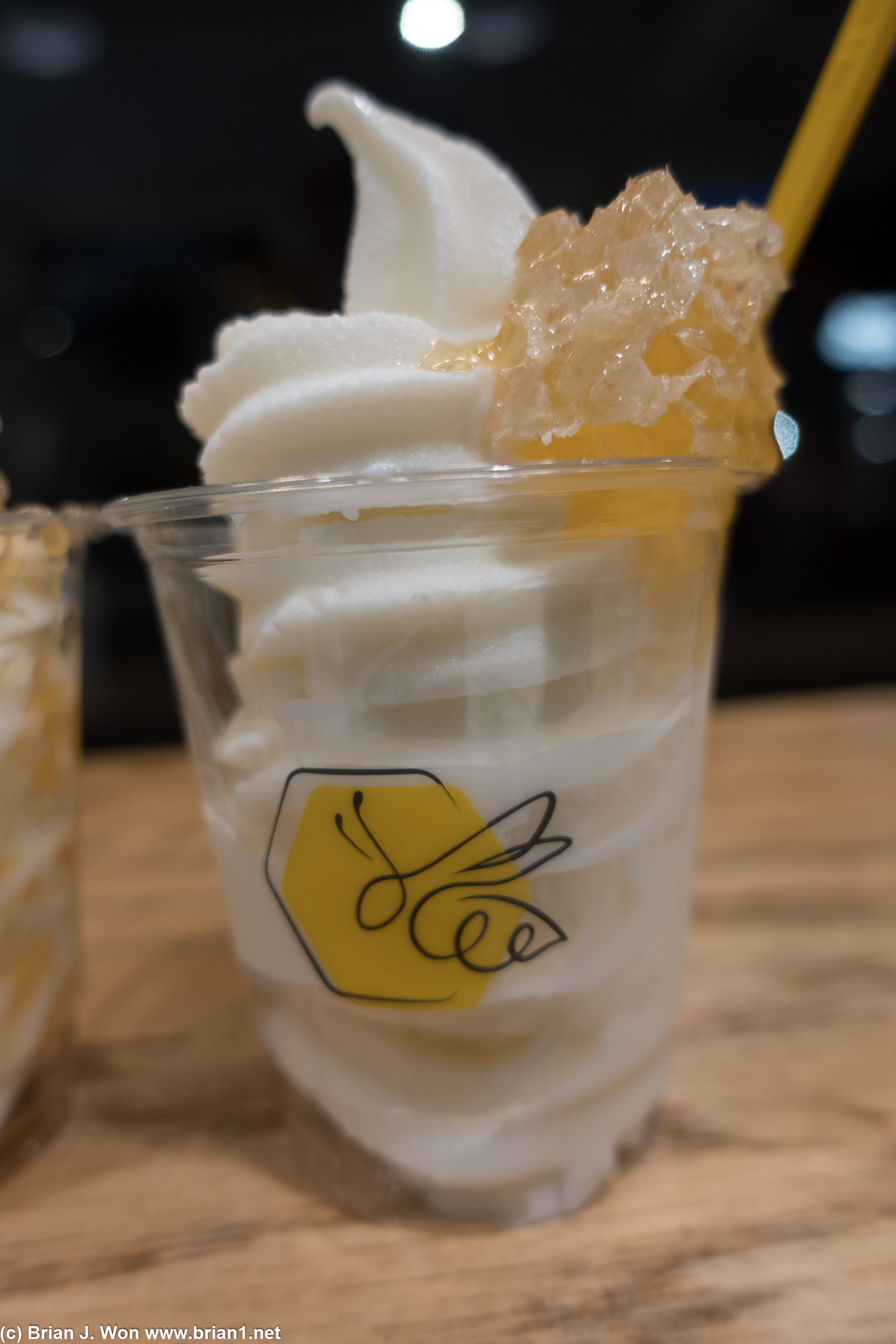 Close-up of the Honeymee.