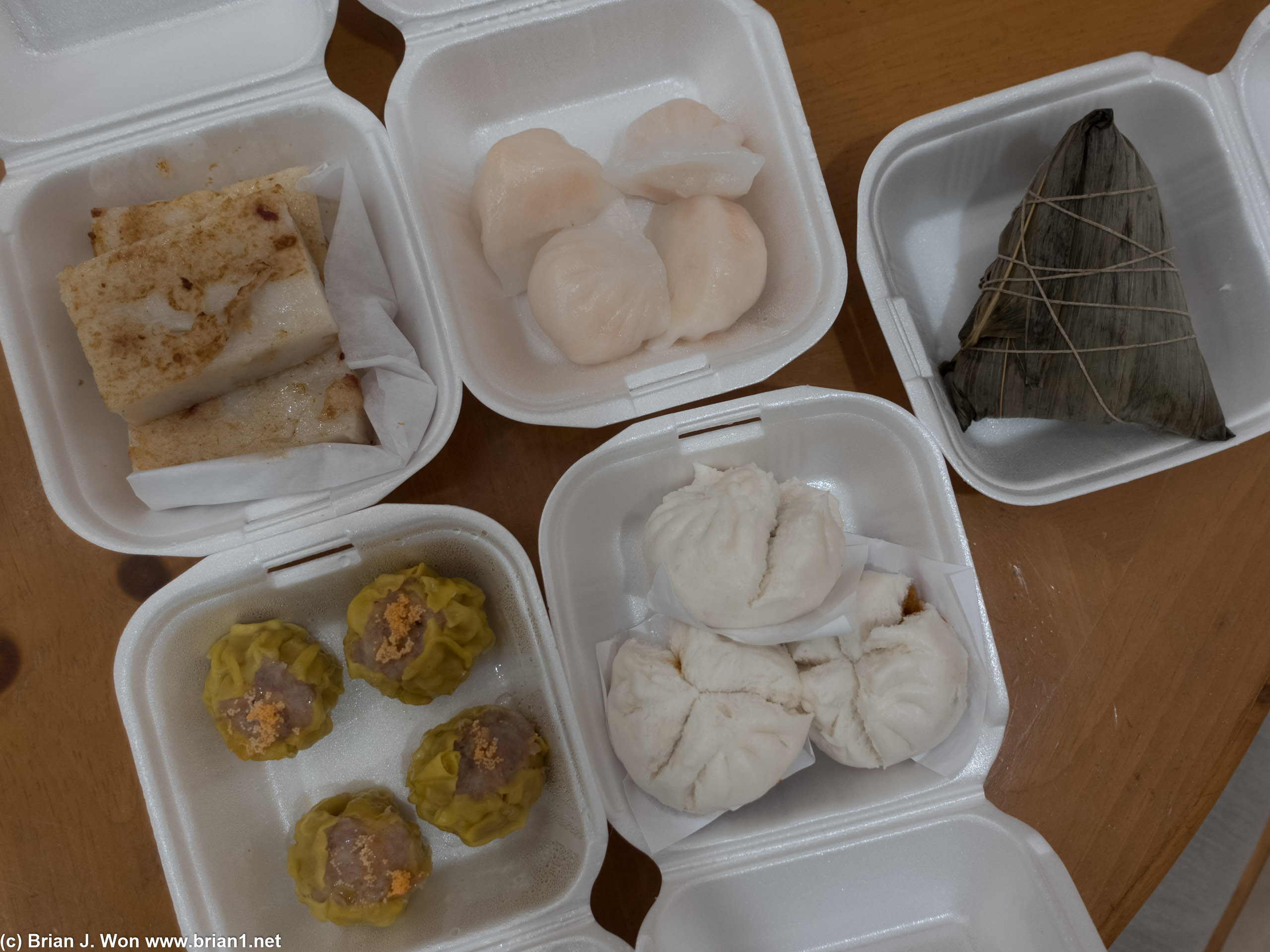 Can't expect much for to-go dim sum.