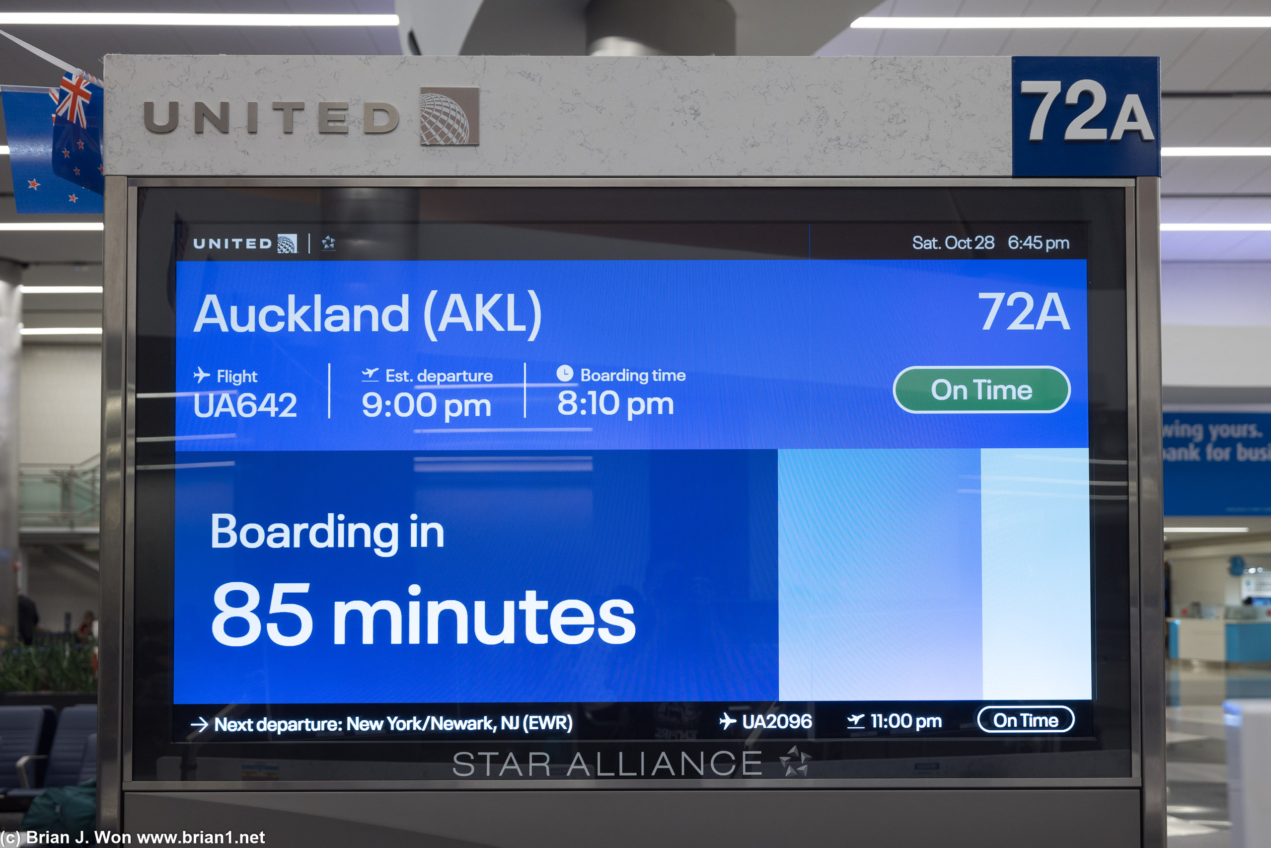 Boarding in 85 minutes, departure in 2hr 15.