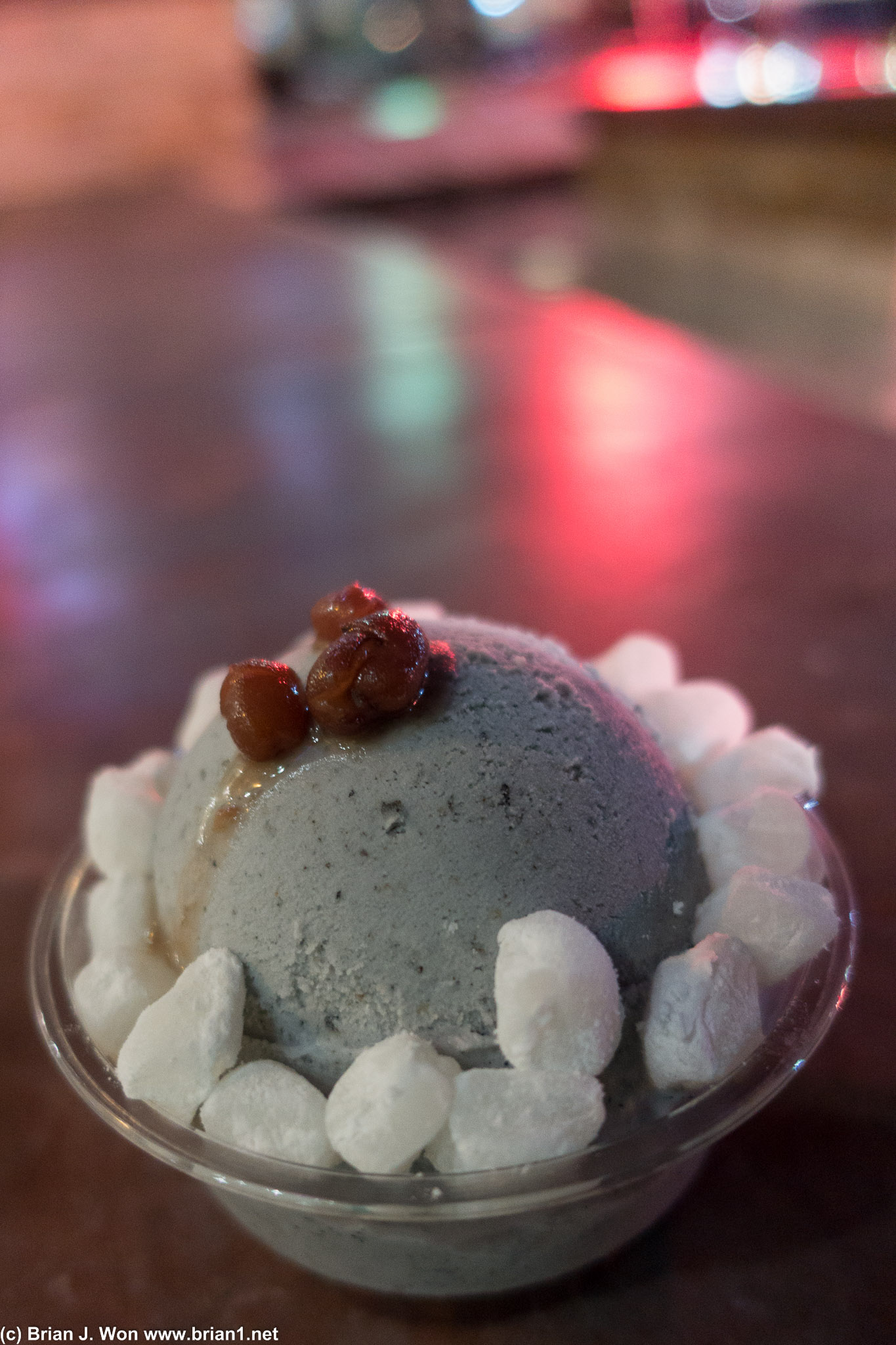Settled for a black sesame sundae as the wait for rolls was crazy. A little too sweet but not bad.