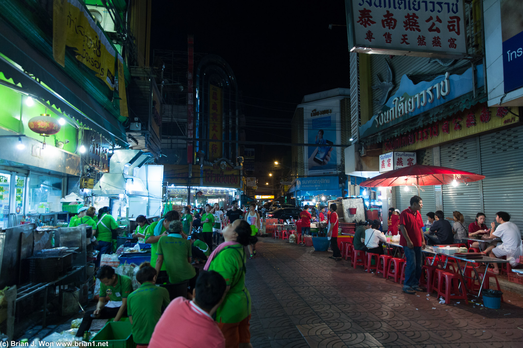 T & K Seafood on the left, Lek and Rut Seafood on the right.