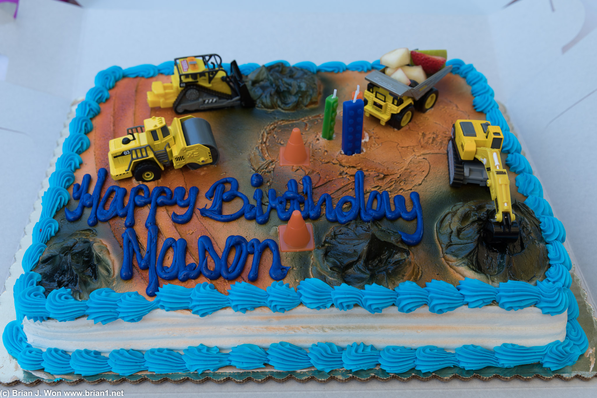 Birthday cake... with lots of construction vehicles!