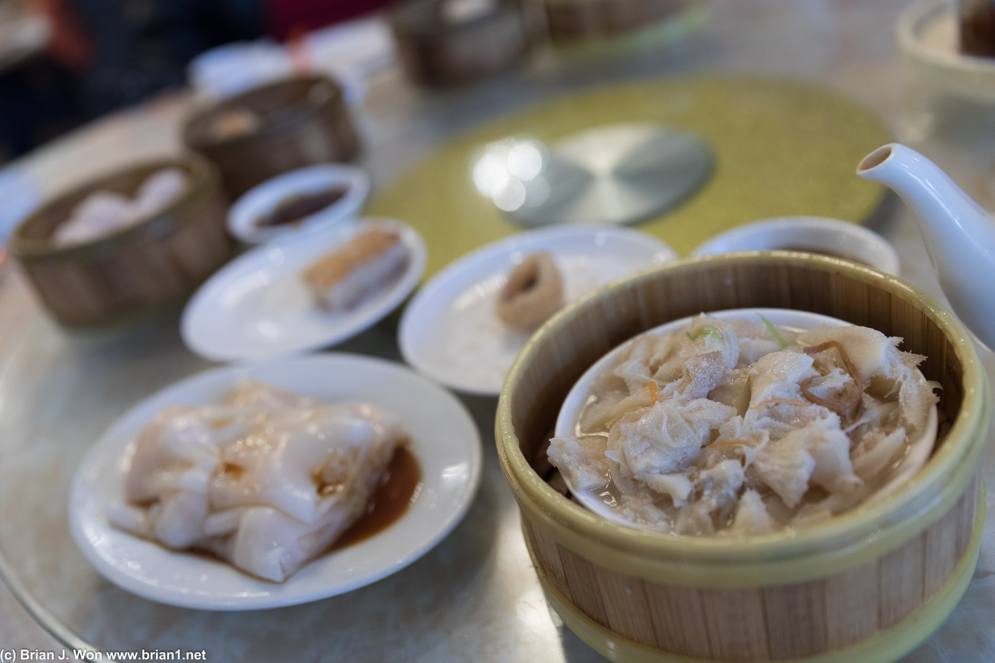 Tripe was okay. Kinda of like the har cheung fun-- both could use a lot of improvement.