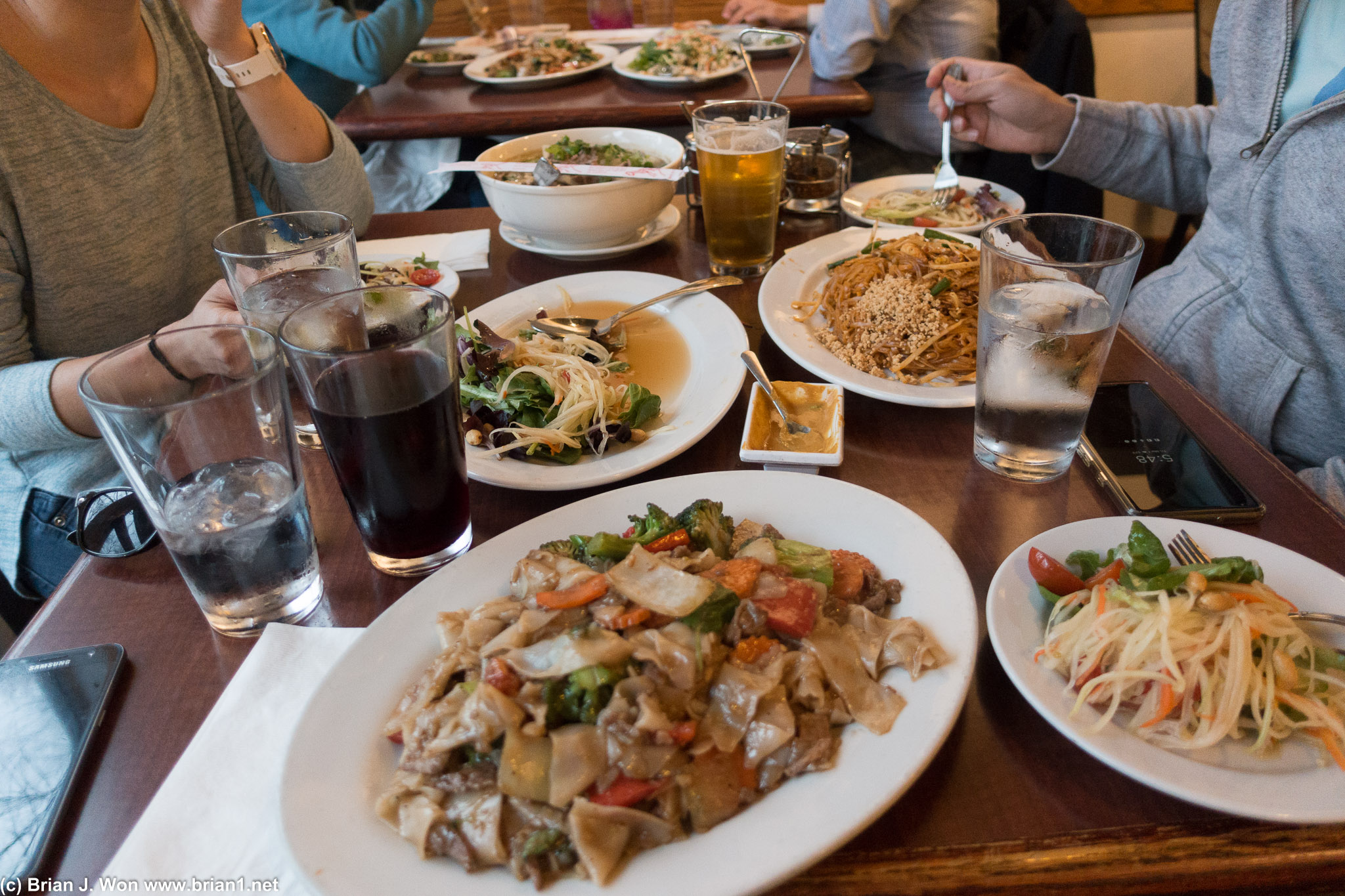 Pad kee mao, pad thai, and noodle soup were all ZOMG HUEG.