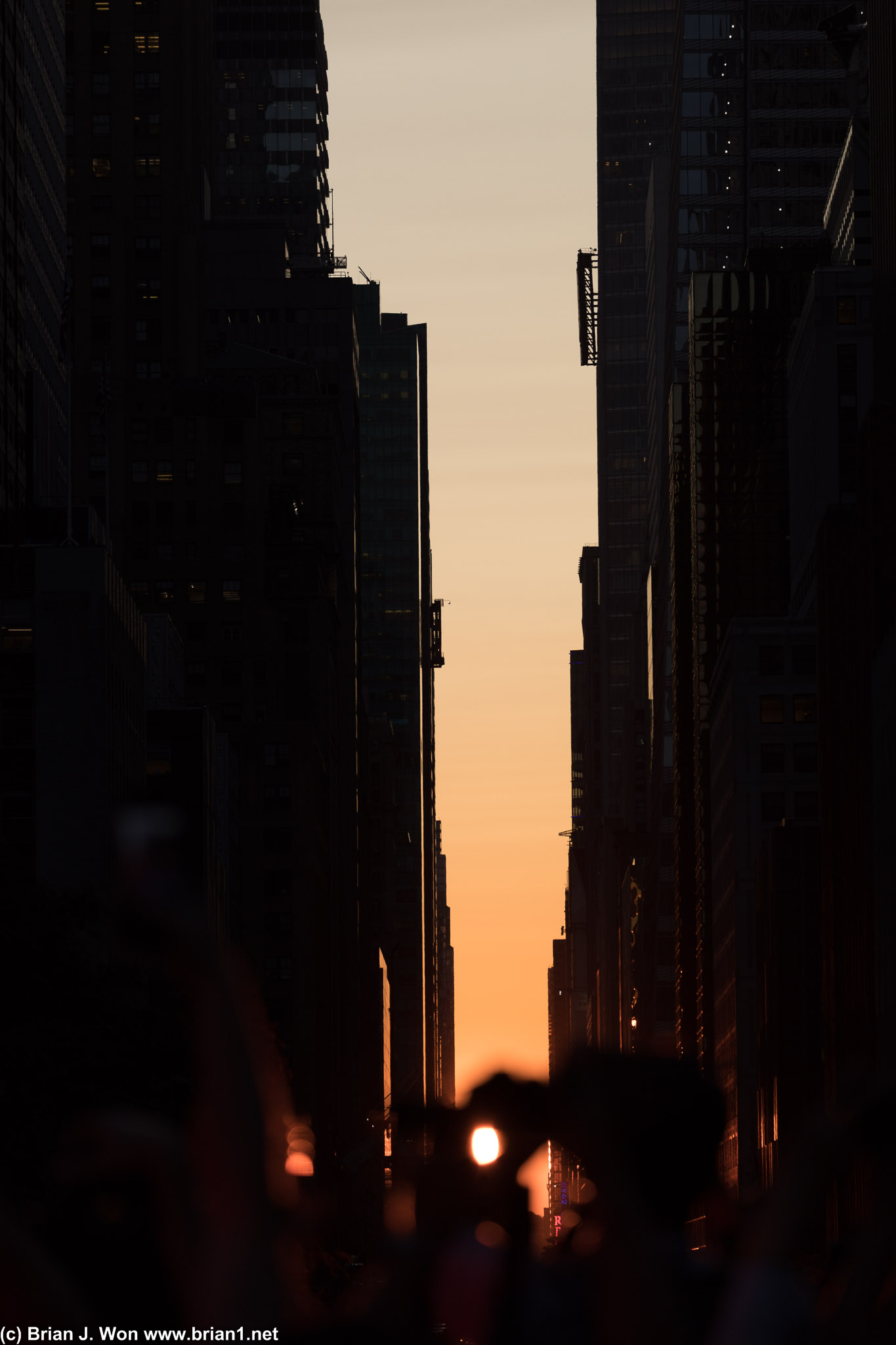 So many people waiting for Manhattanhenge, you can't even get a clear shot of the sun.