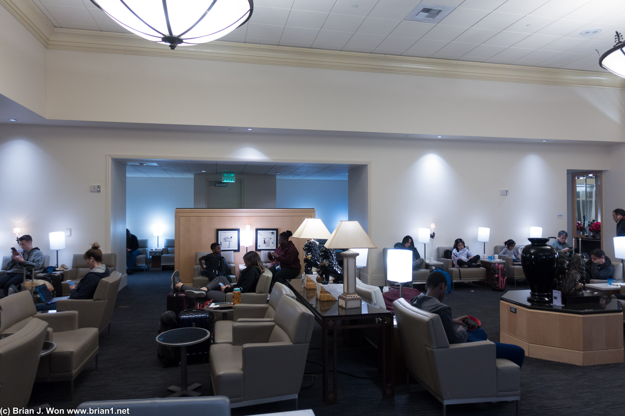 United Club inside International Terminal G, San Francisco International Airport.