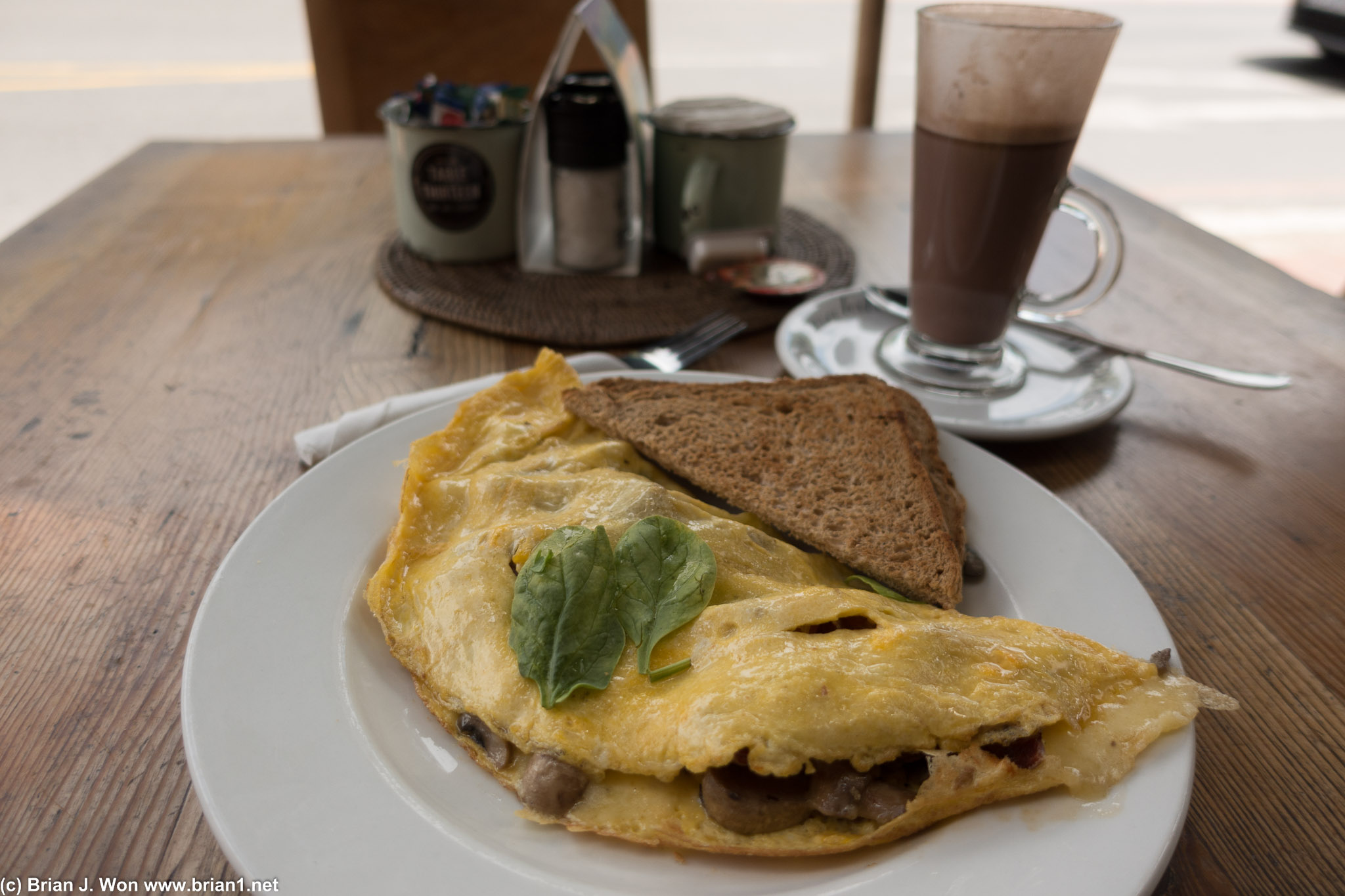 Bacon and mushroom omelet: straightforward yet tasty.