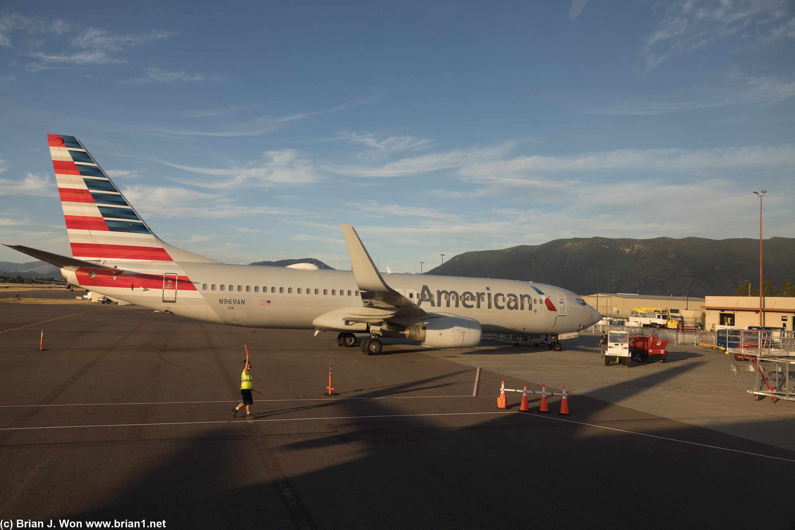 American Airlines 737-800 also at FCA.
