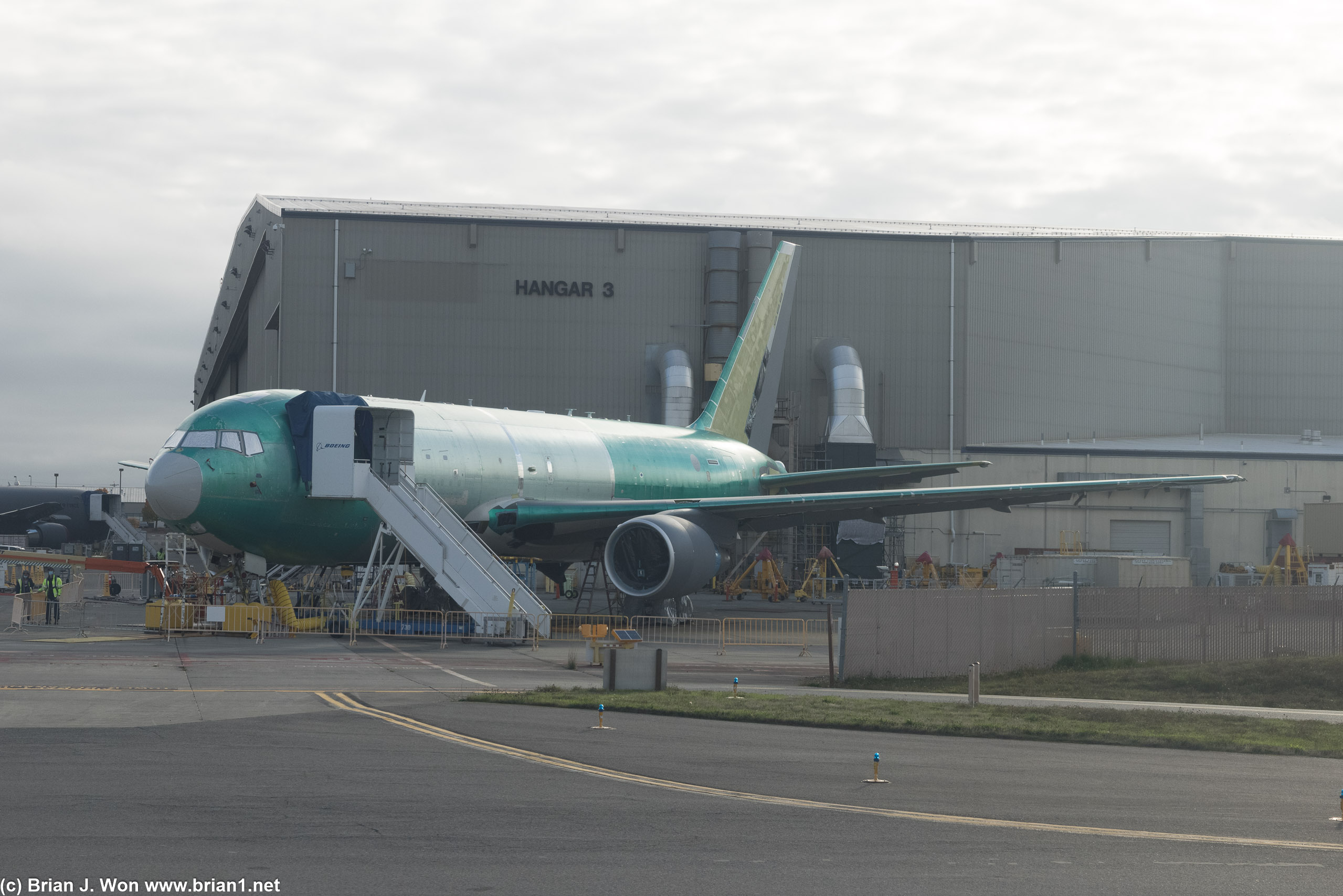 Still surprised the KC-46A doesn't have winglets or raked wingtips.