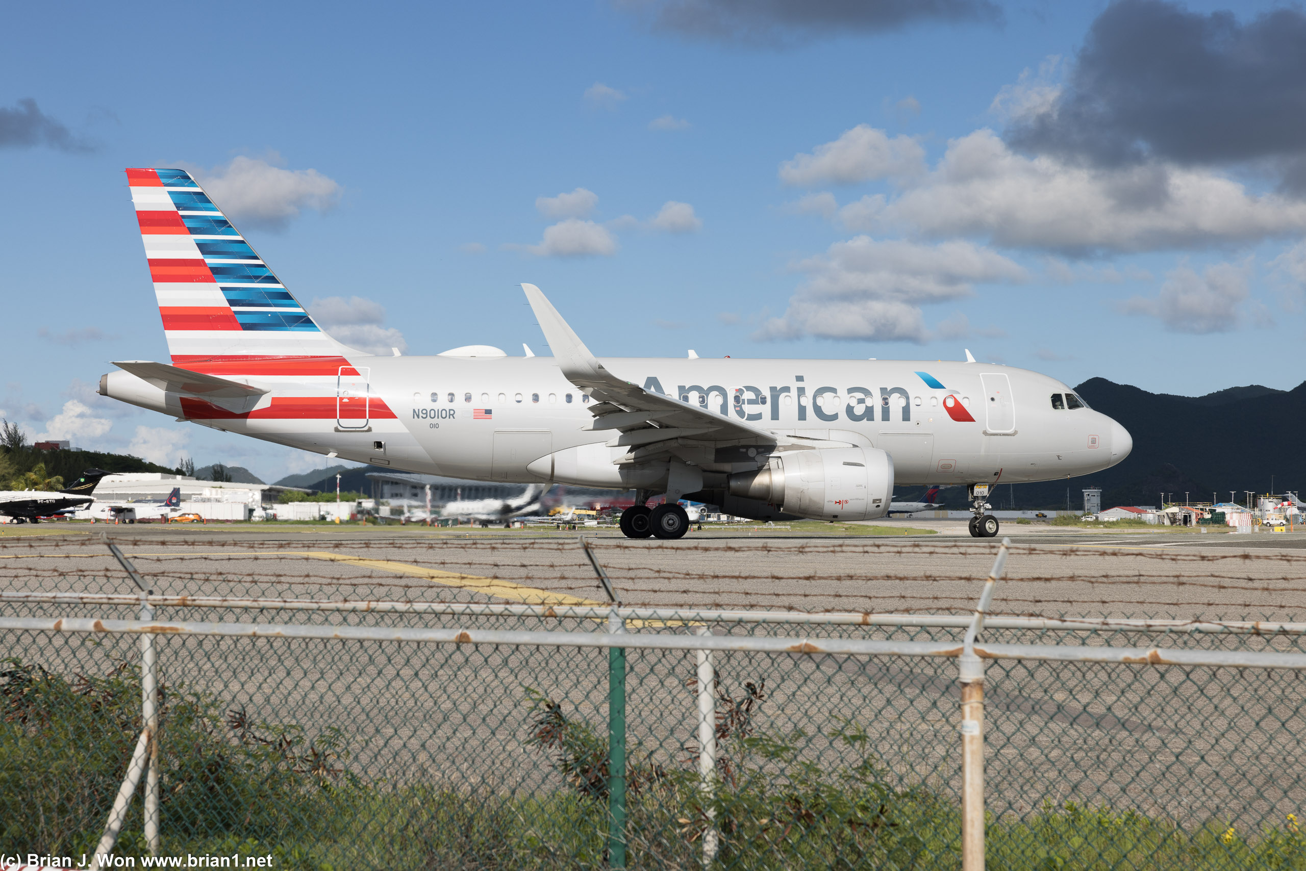 American Airlines loves A319's for SXM.