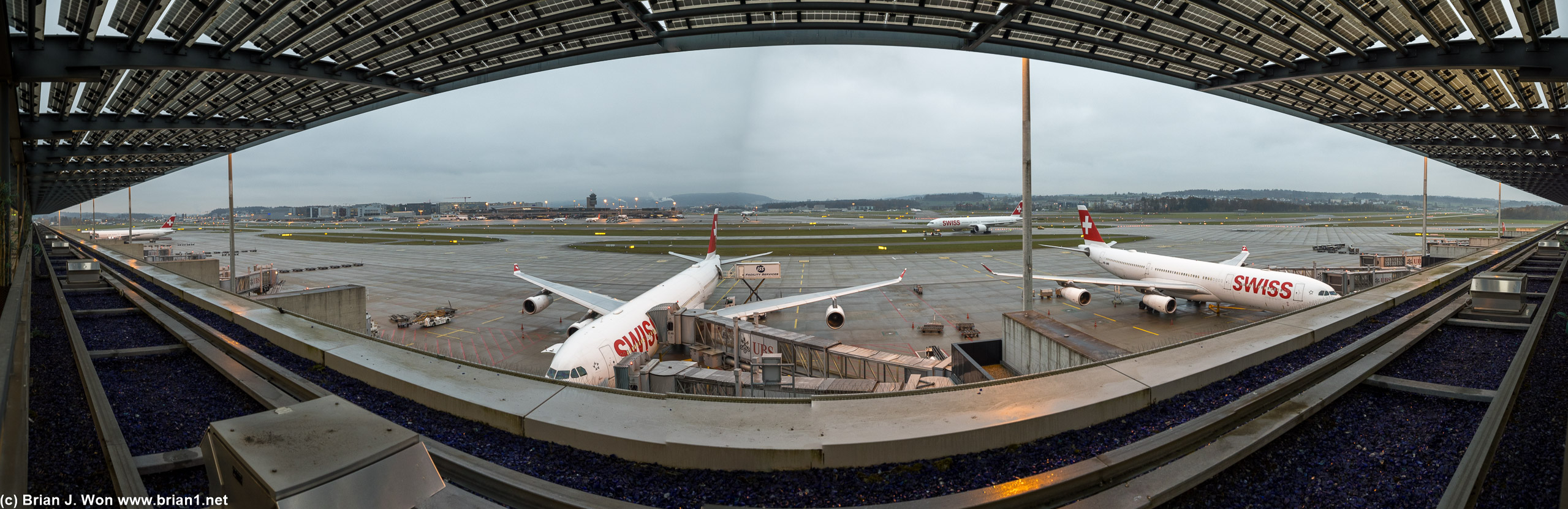 The view from the patio. All the second floor lounges in Terminal E have great views.