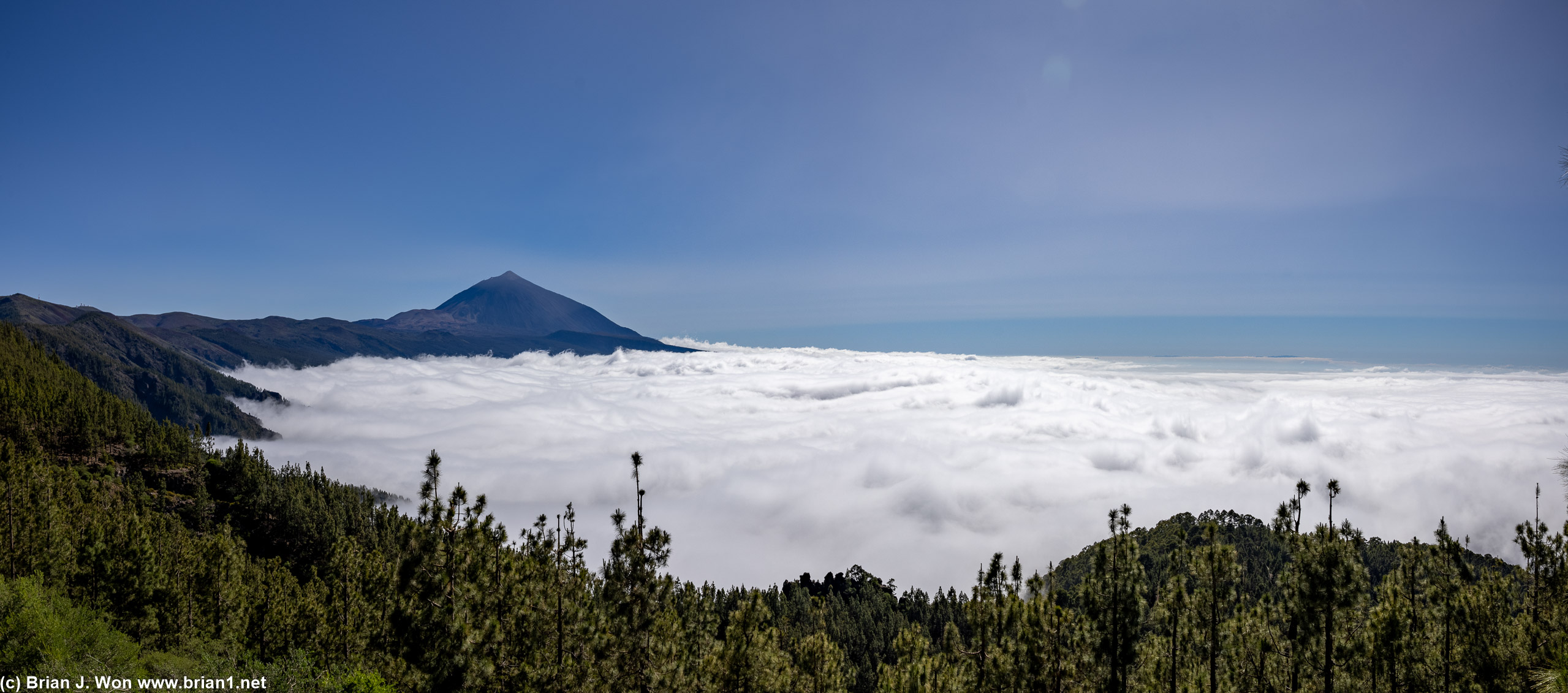 Mirador de Chipeque, perhaps the best known view above the clouds.
