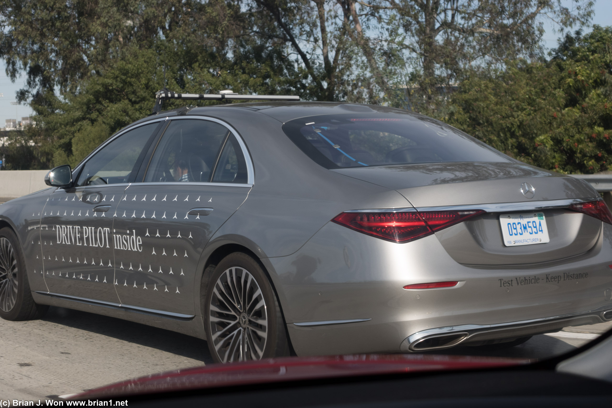 Mercedes S-class DRIVE PILOT.