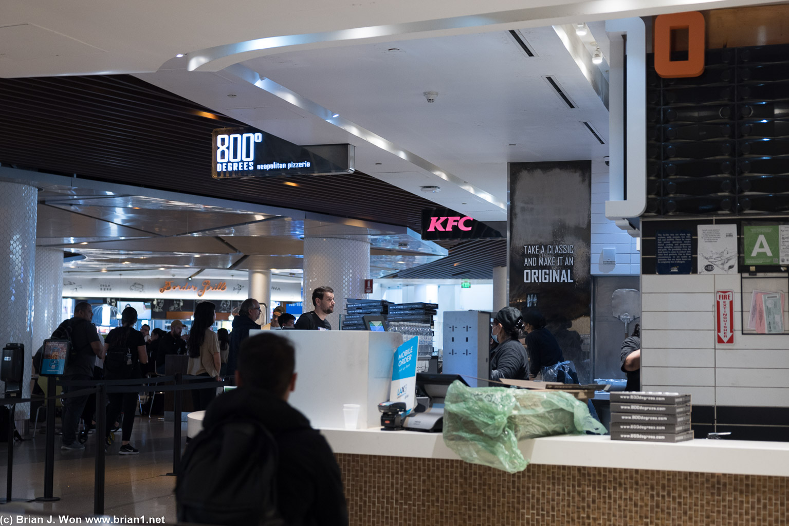 Tom Bradley International Terminal food court architecture and layout is not great.