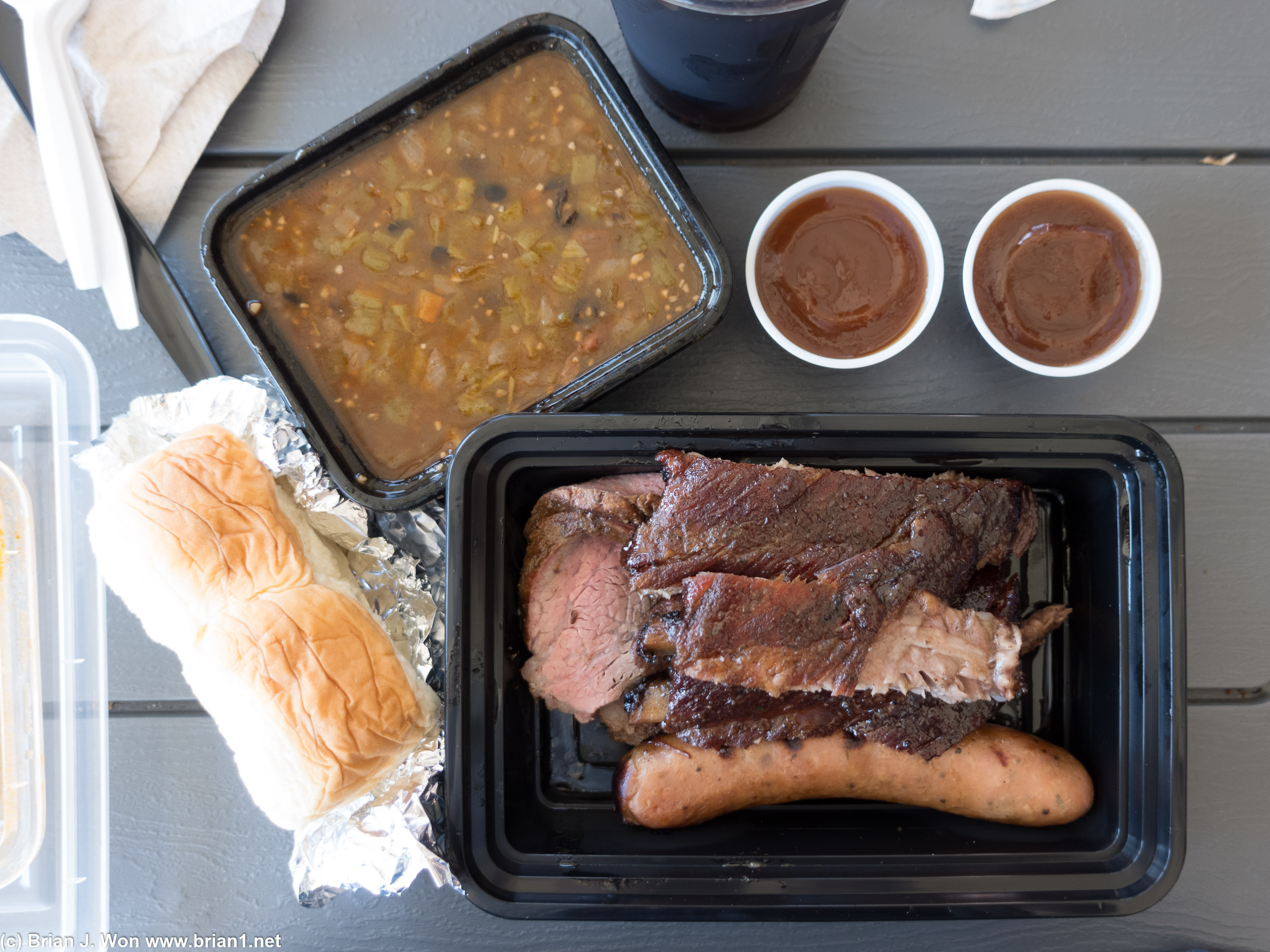 Pork ribs, tri-tip, hot link, chile. Noms.