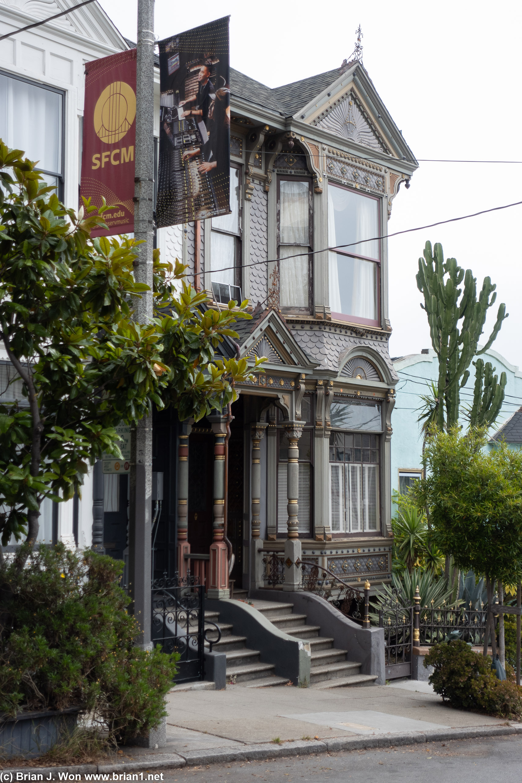 Random stylish houses in San Francisco.
