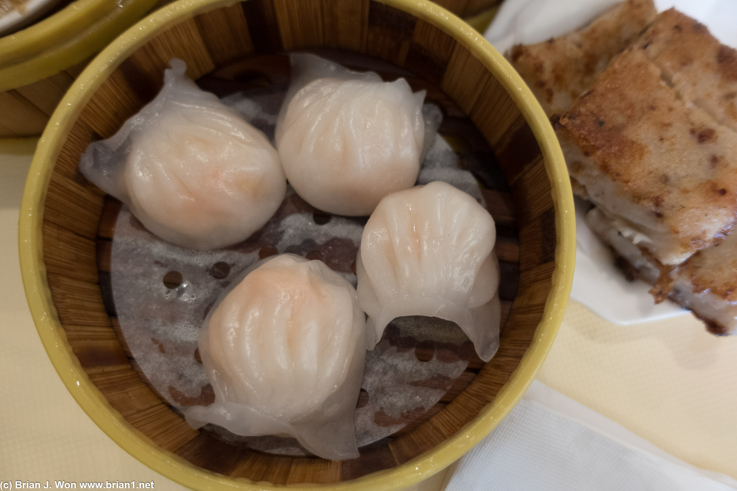 Har gow were short on folds and skin was not quite there, but they had potential.