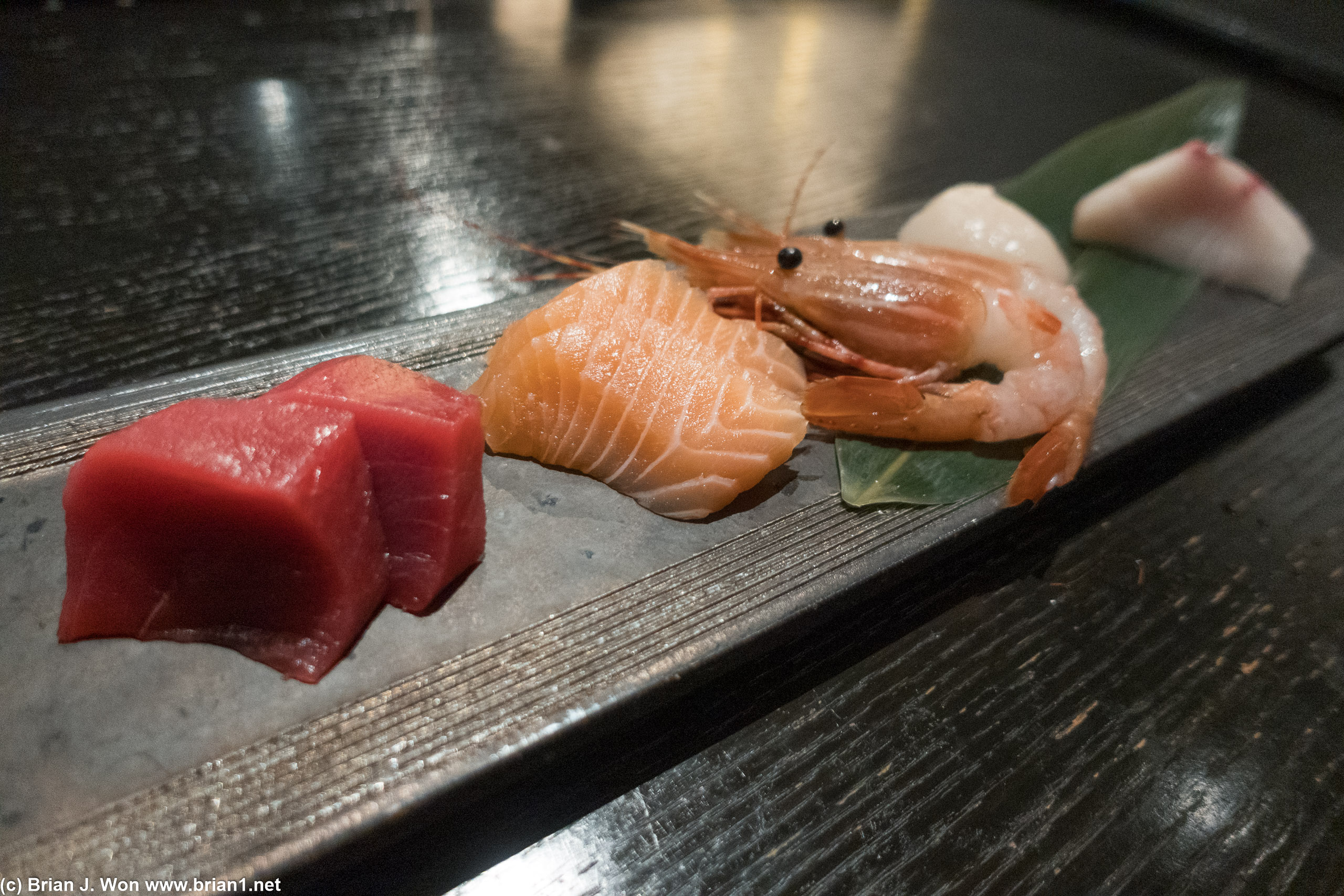 Sashimi: akami, salmon, botan ebi, hotate, hamachi.