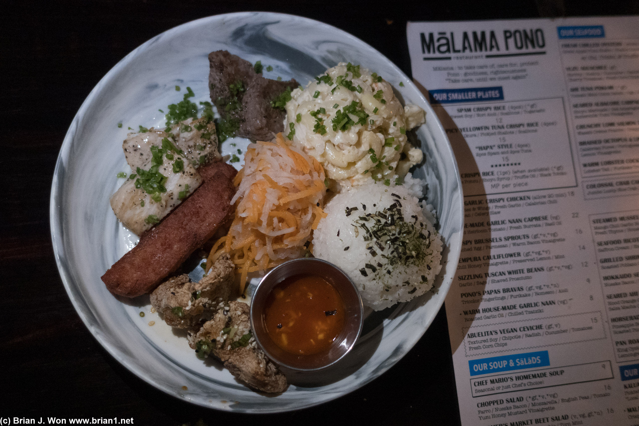 Pono mix plate was a fancy Hawaiian mixed grill plate, but the filet mignon was not seasoned well and the mochiko chicken was too salty.