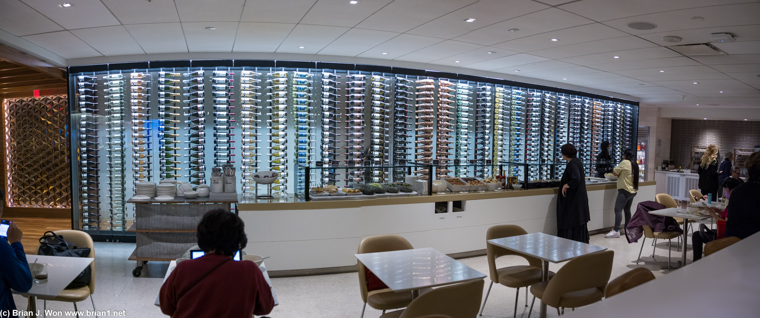 Star Alliance Lounge inside Tom Bradley International Terminal, LAX.