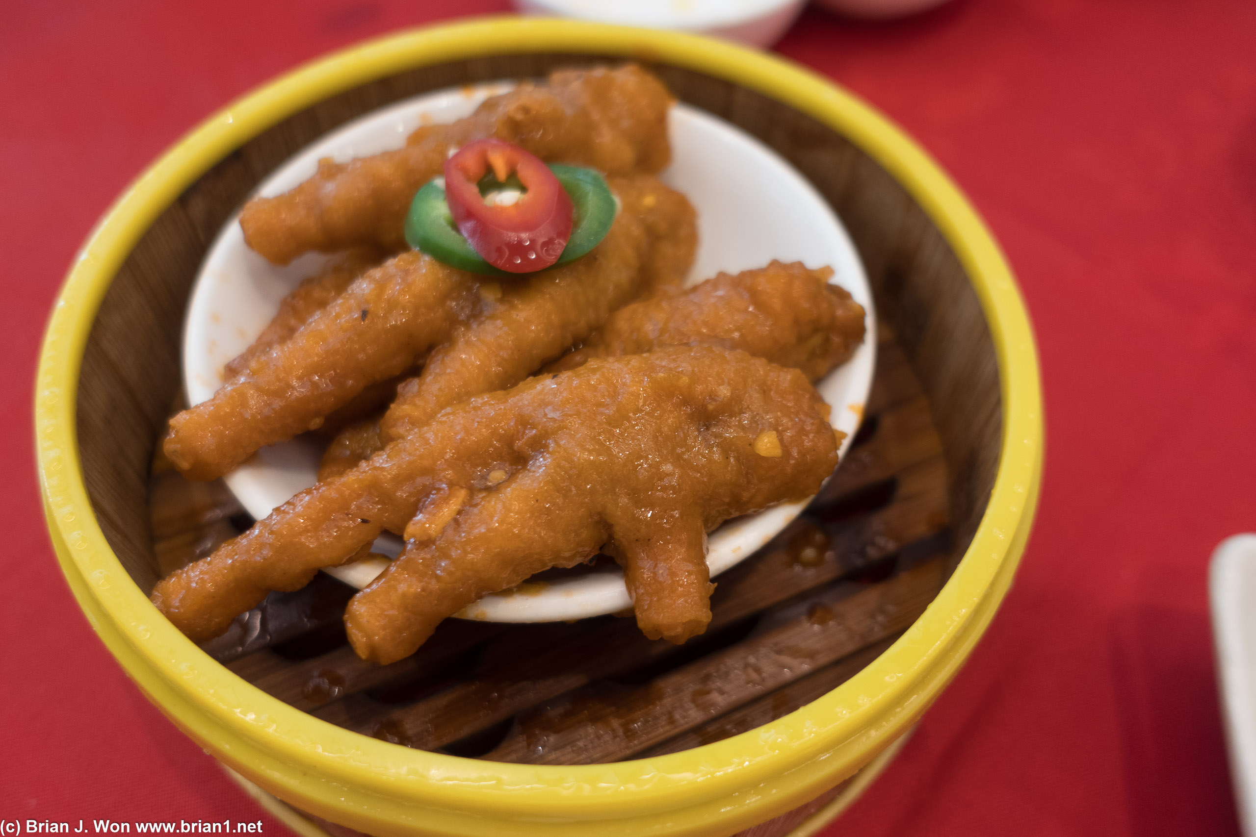 Chicken feet were plump and decently flavorful, but lacking in black beans.