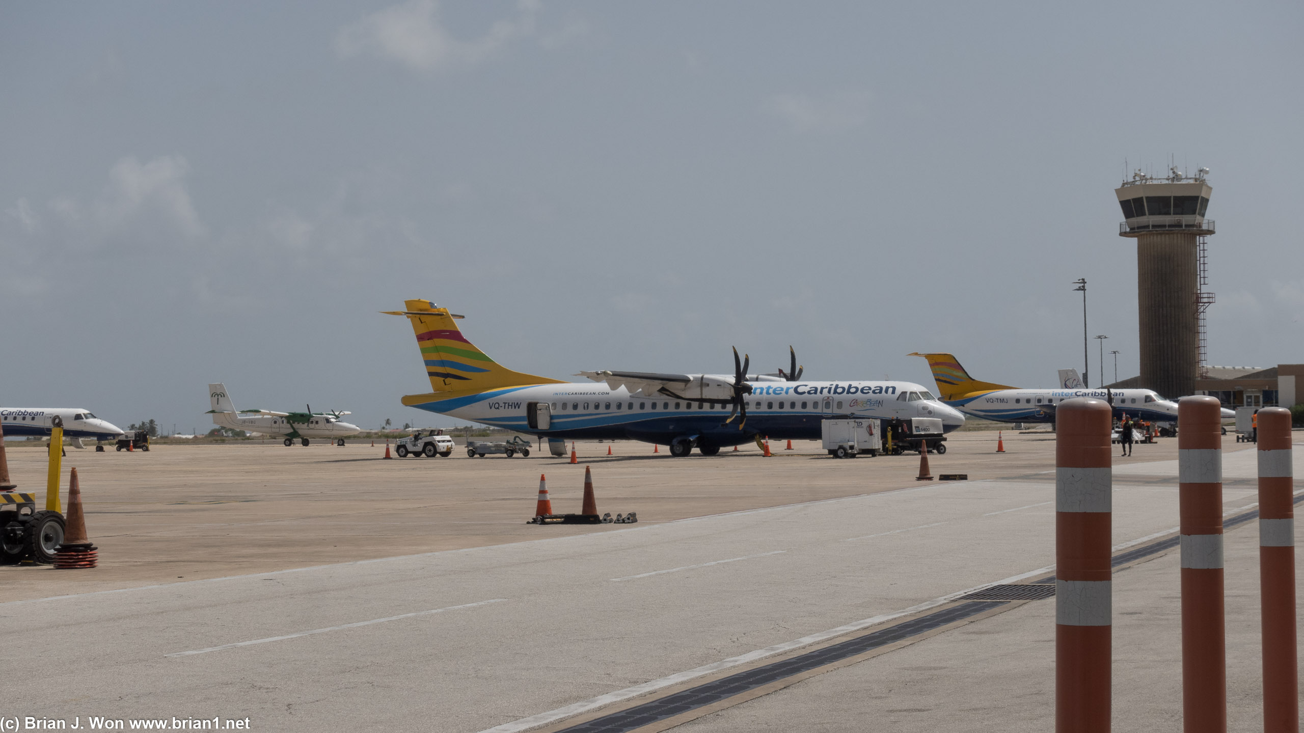 InterCaribbean ATR 72-500.