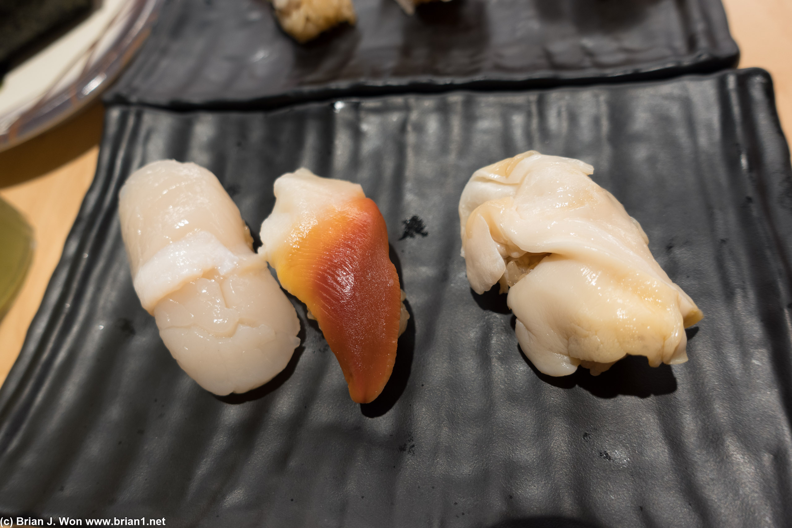 Hotate (scallop), hokkigai (arctic surf clam), whelk (tsubugai).