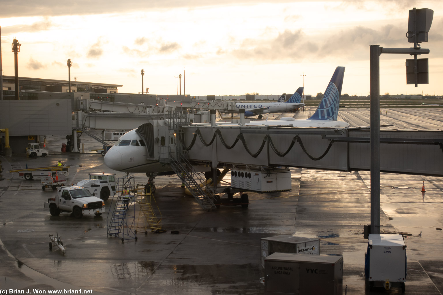 Old Airbus A320.