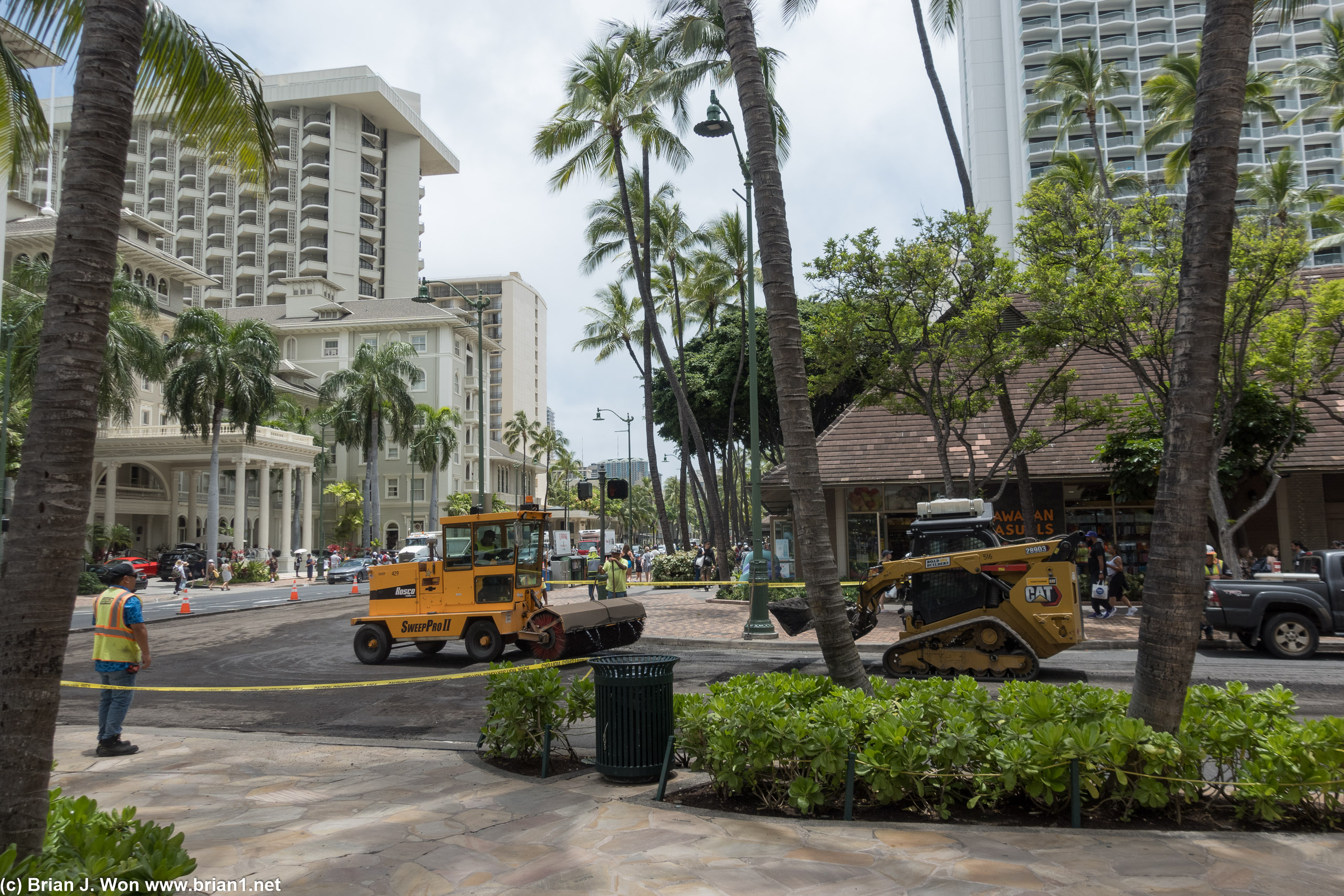 They repave street intersections here apparently over 8 hours, from 9am to 5pm?