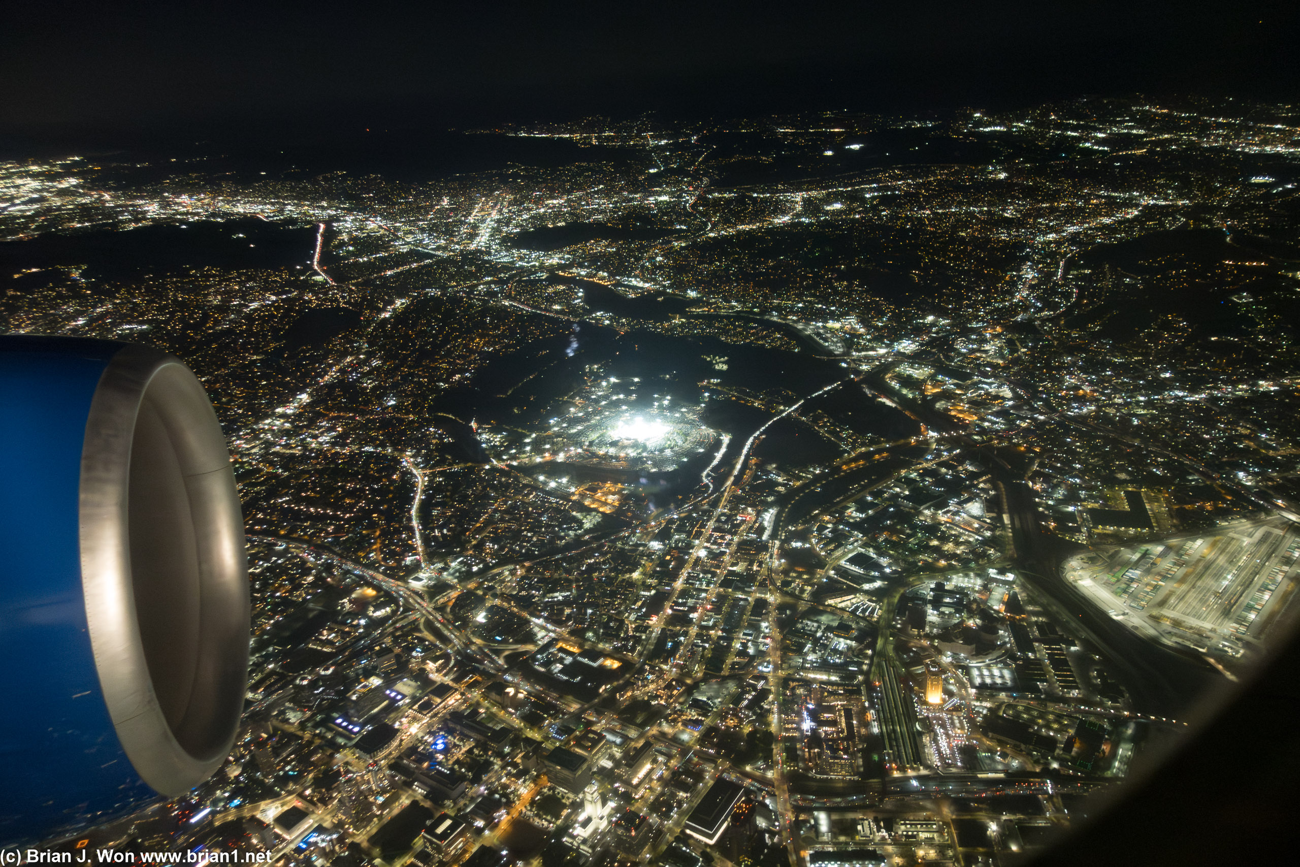 Final approach to LAX.