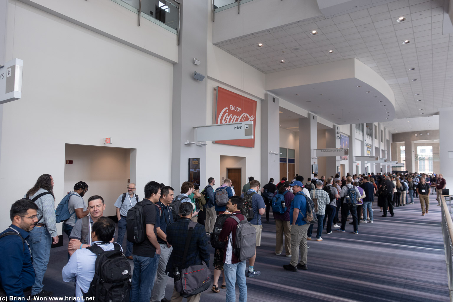 Crazy line for lunch on the first day of PEARC24.