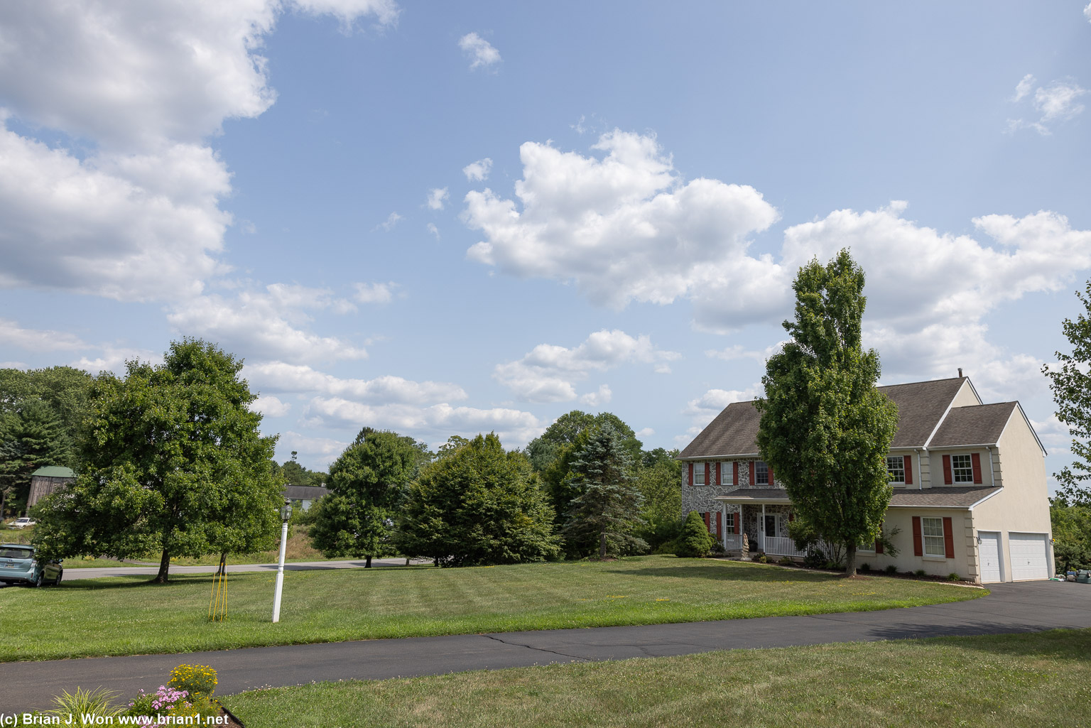 So much green lawn.