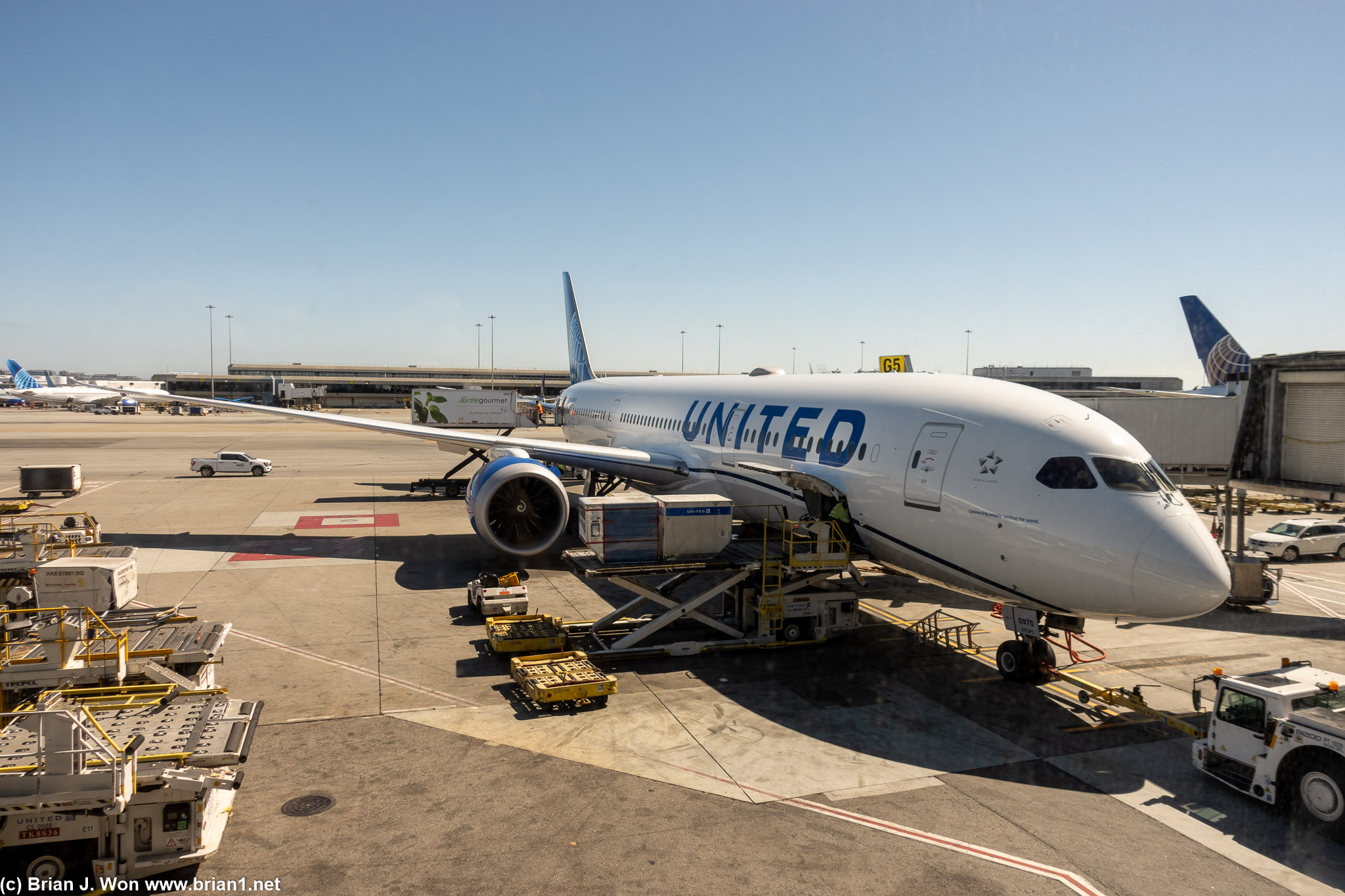 N26970, a 7 year old Boeing 787-9 Dreamliner.