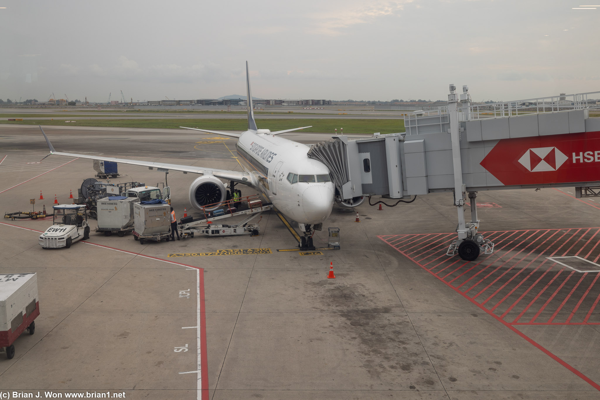 9V-MBN, Singapore Airlines 737 MAX 8 for the quick flight to Siem Reap.