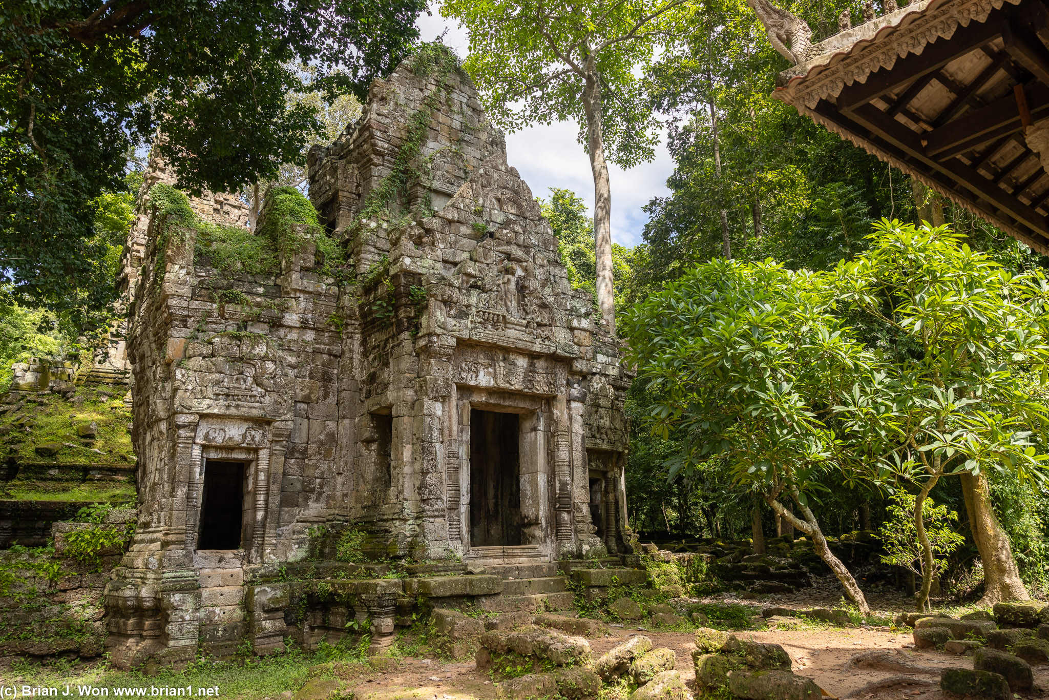 More buildings at Preah Palilay.