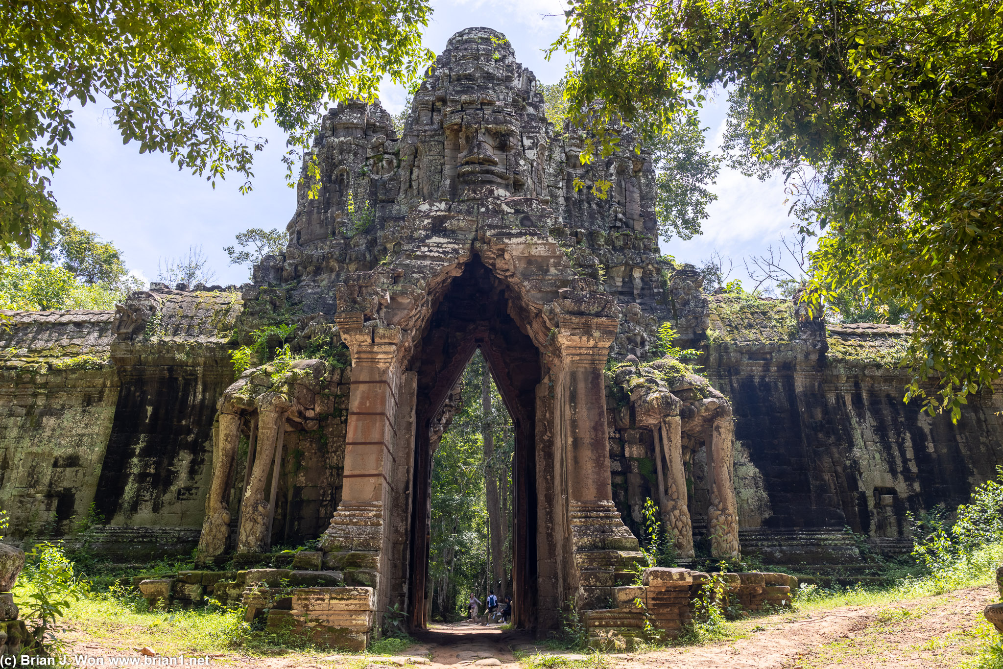 Khmoch Gate (Gate of the Dead).