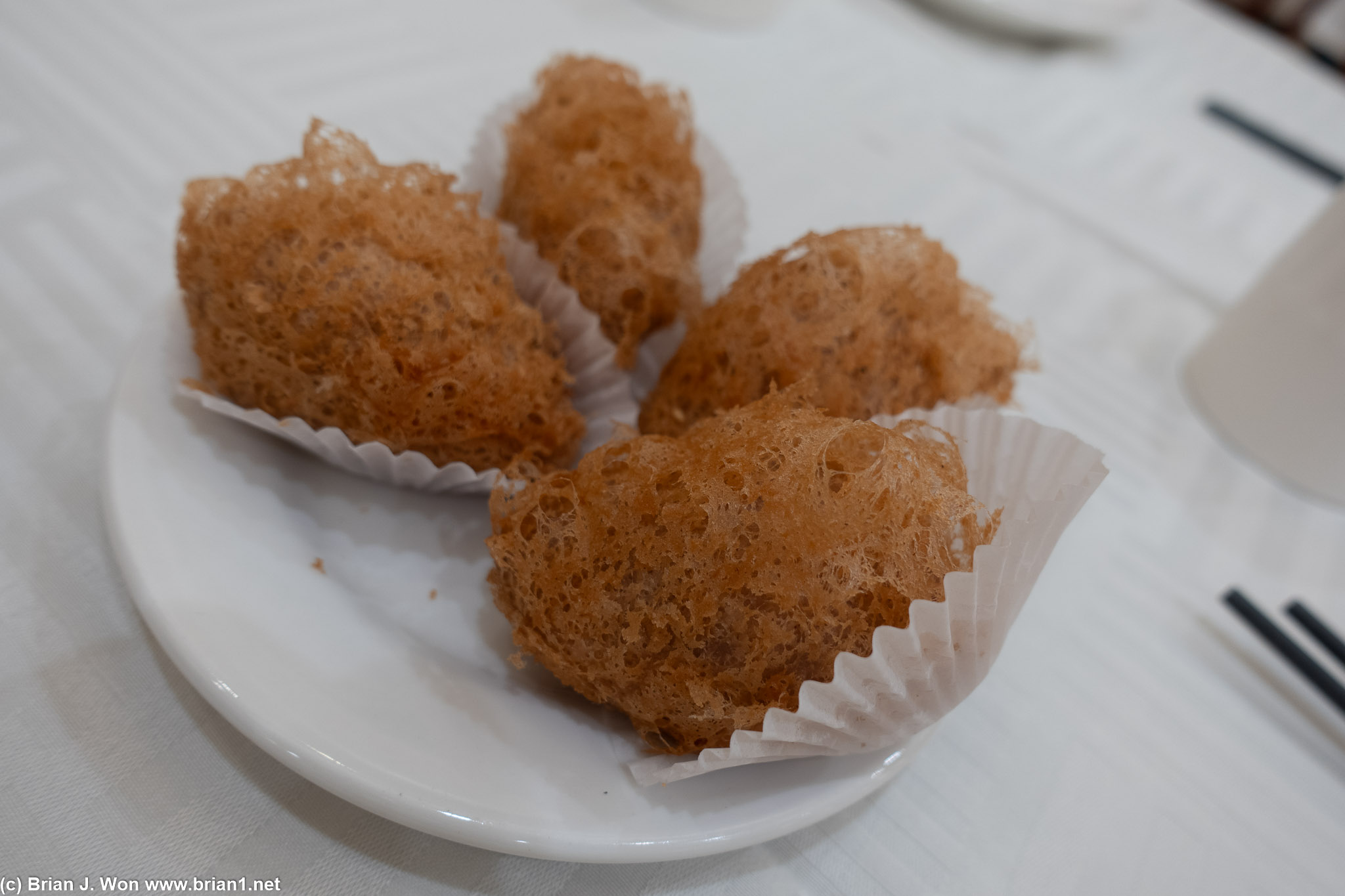 Wu gok (deep fried taro ball).