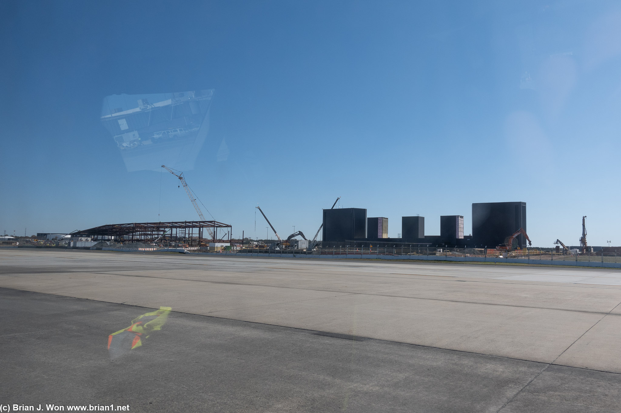 New construction, concourse E.