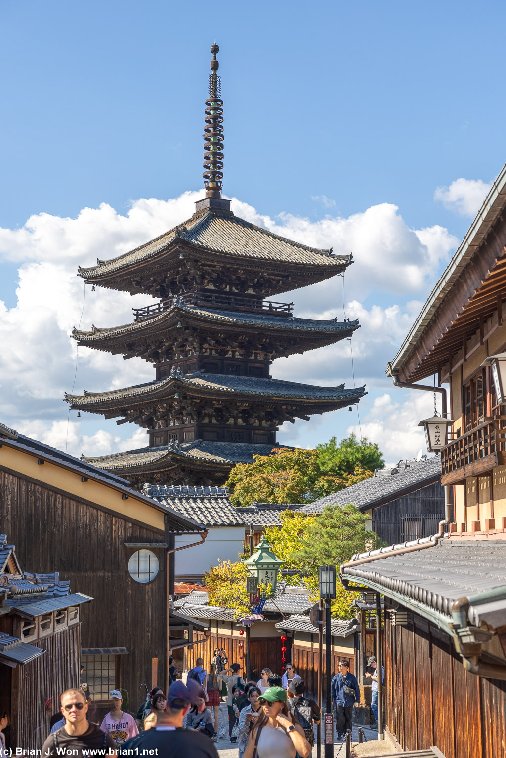 Hokan-ji Temple.