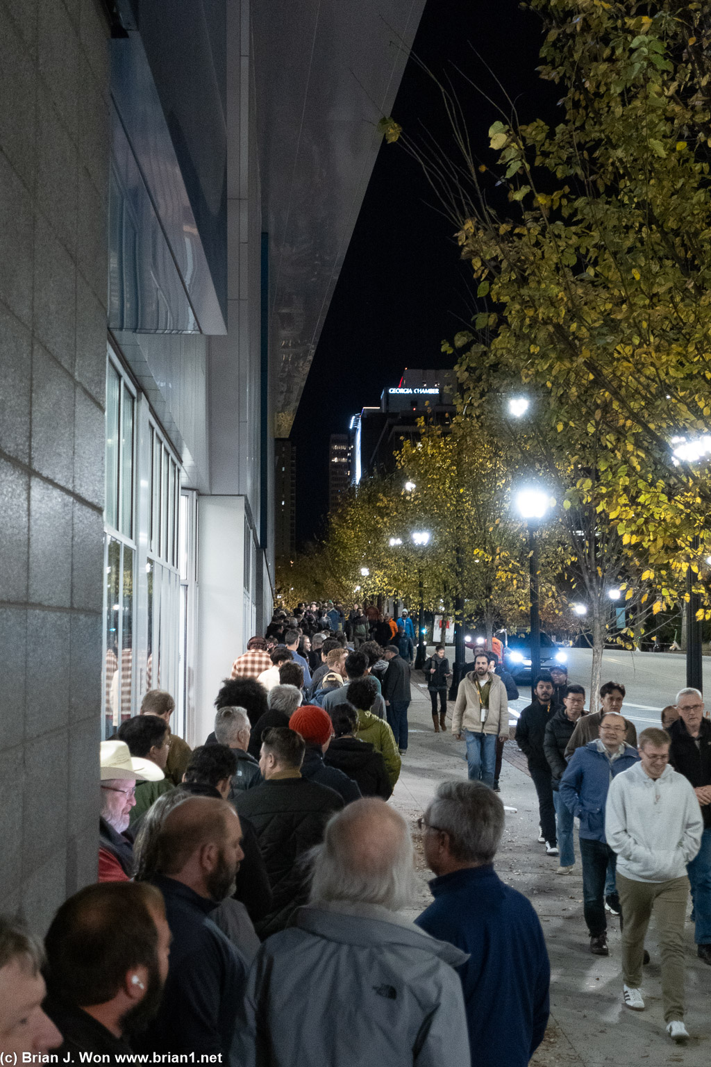 HUGE line to get in to the final night's party at the Georgia Aquarium.