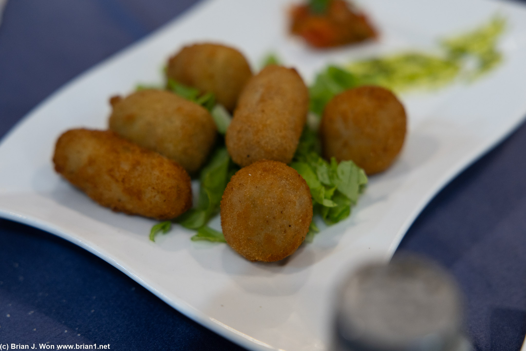 Deep fried appetizer.